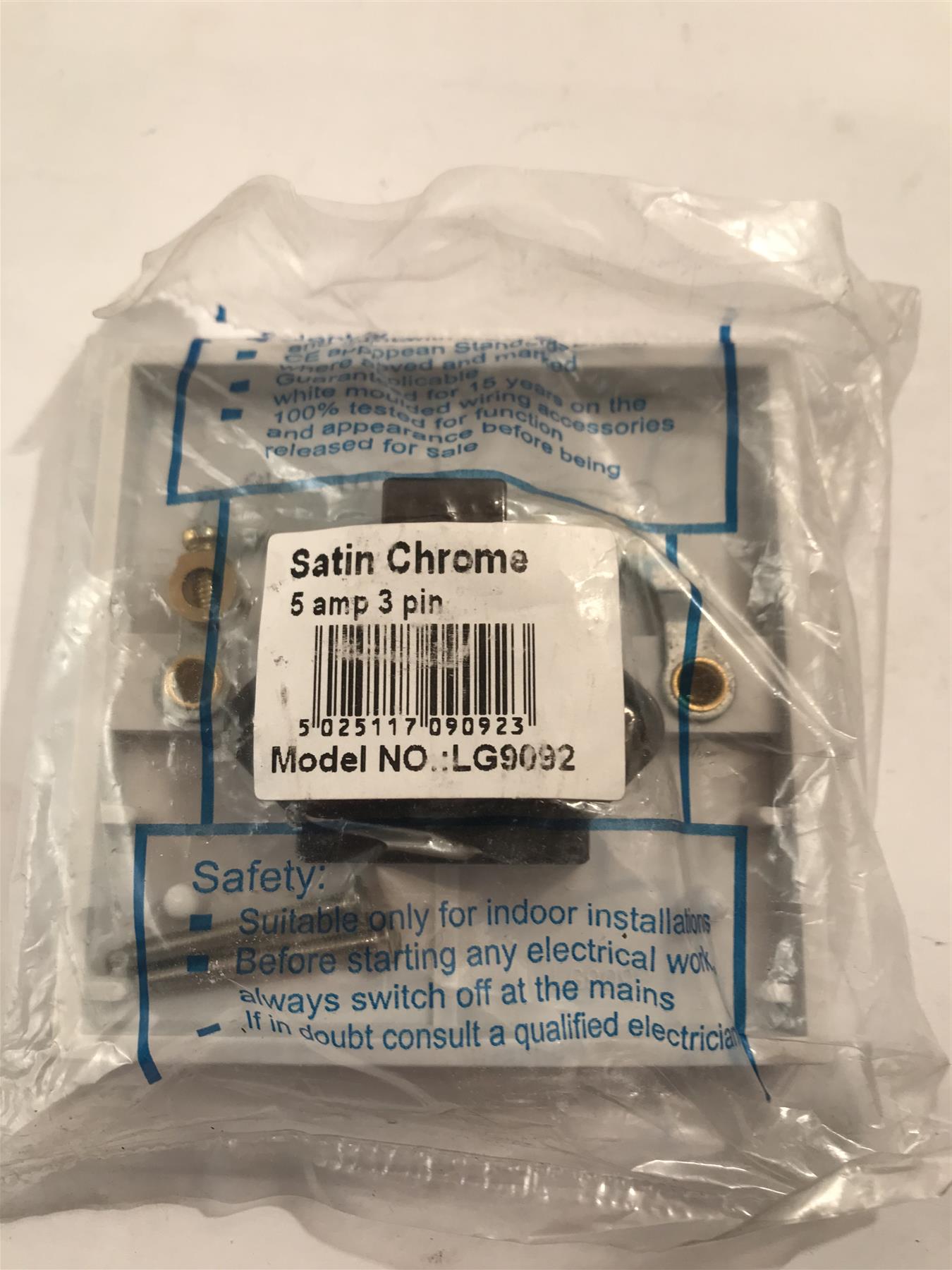 Selectric 5A 3 Pin Round Pin Socket  LG9092