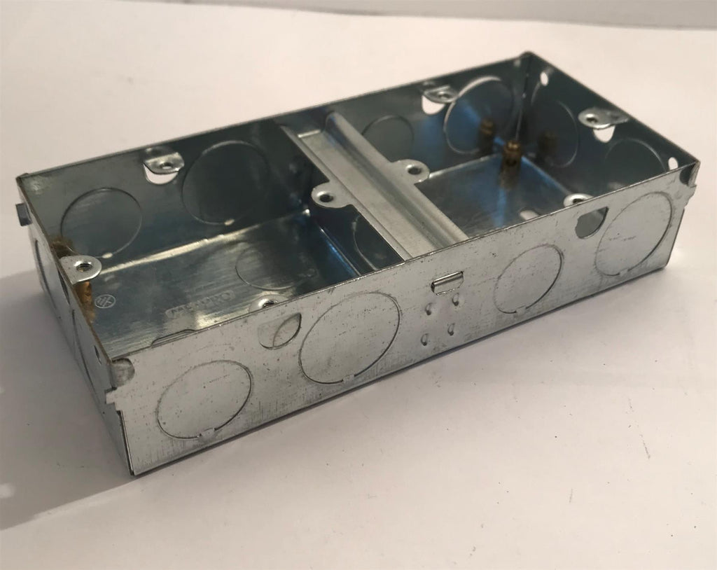 Dual Flush Metal Switch Socket Back Box 1 Gang, 1 Gang, 35mm