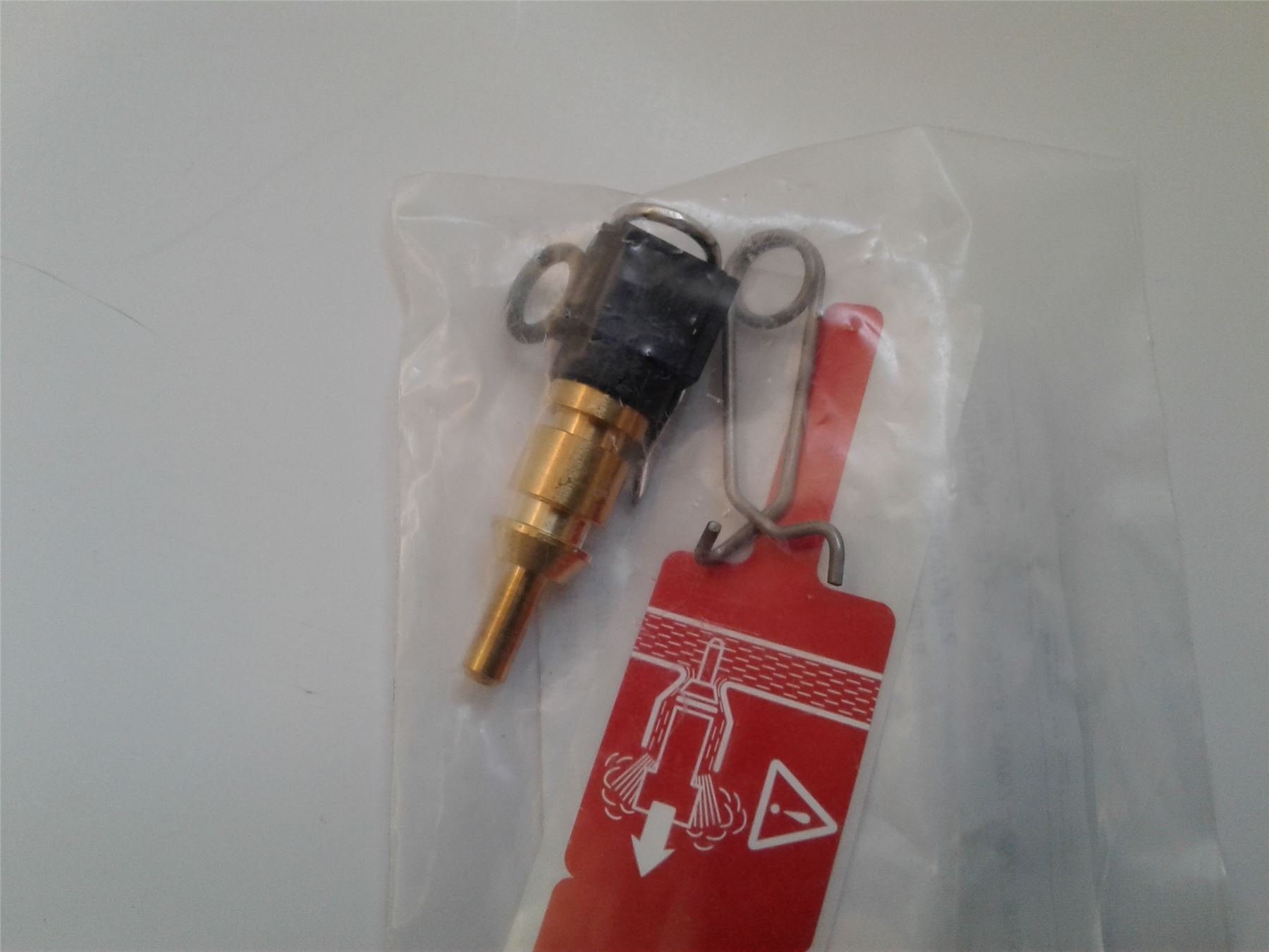 NEW WORCESTER GREENSTAR HE TEMPERATURE SENSOR 87145000540