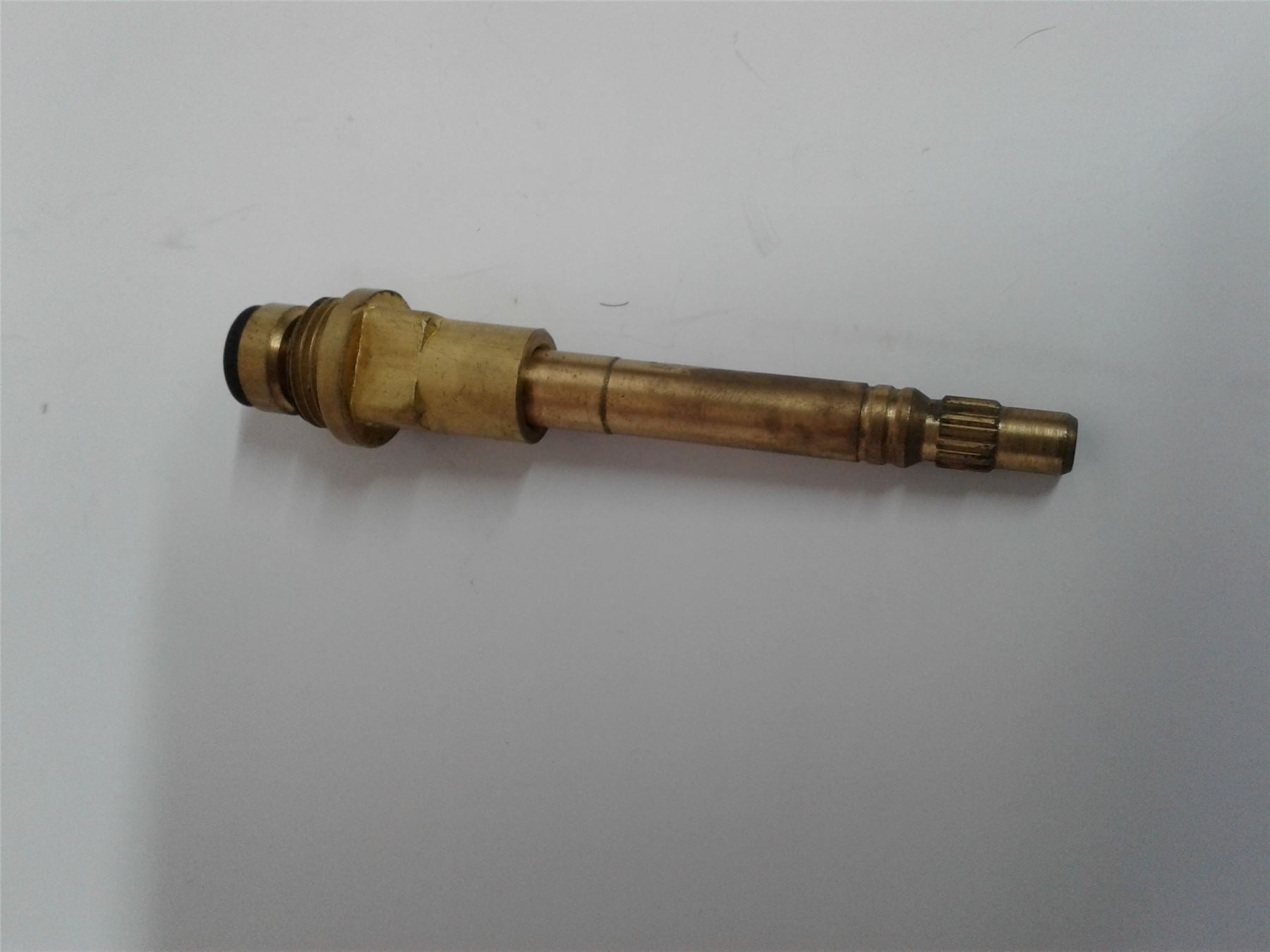 NEW Chaffoteaux Valve Spindle Assembly 1001863 also 61001863