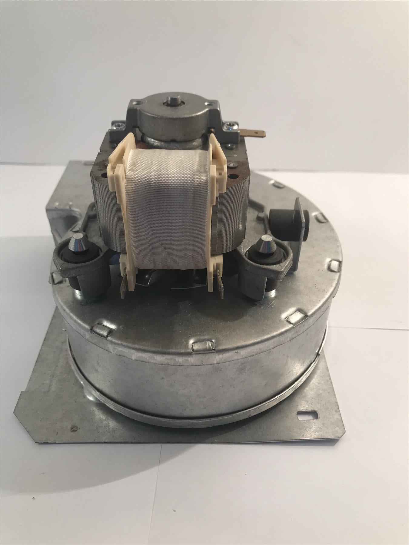 New Vaillant  190162  Turbomax Fan  VUW.242.282.E