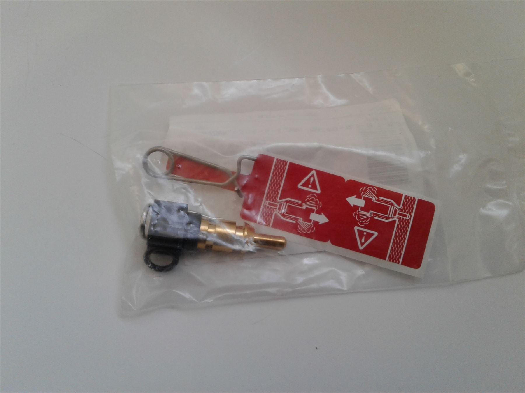 NEW WORCESTER GREENSTAR HE TEMPERATURE SENSOR 87145000540