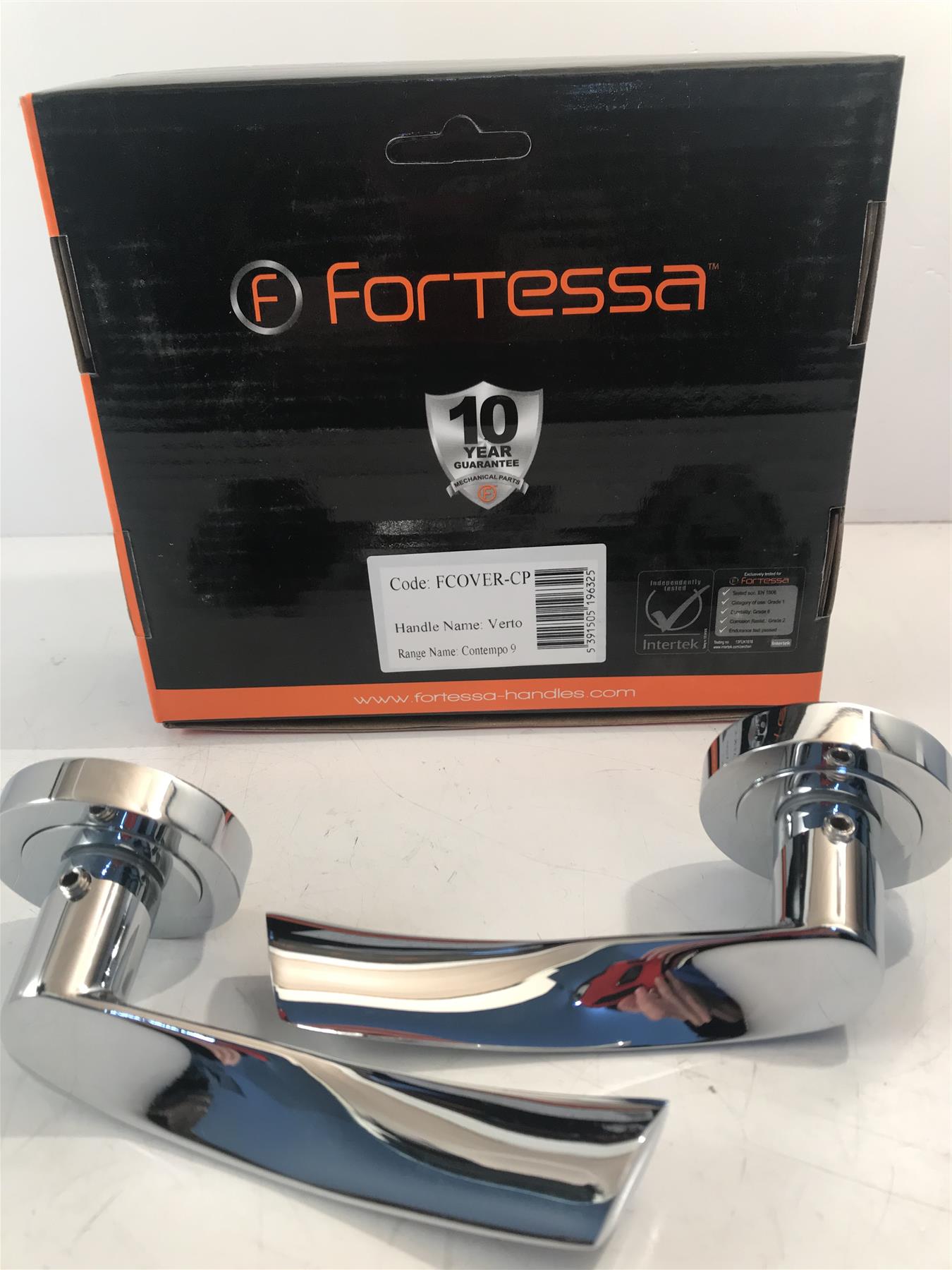 Fortessa FCOVER-PC Verto Lever Handle on Rose. Polished Chrome