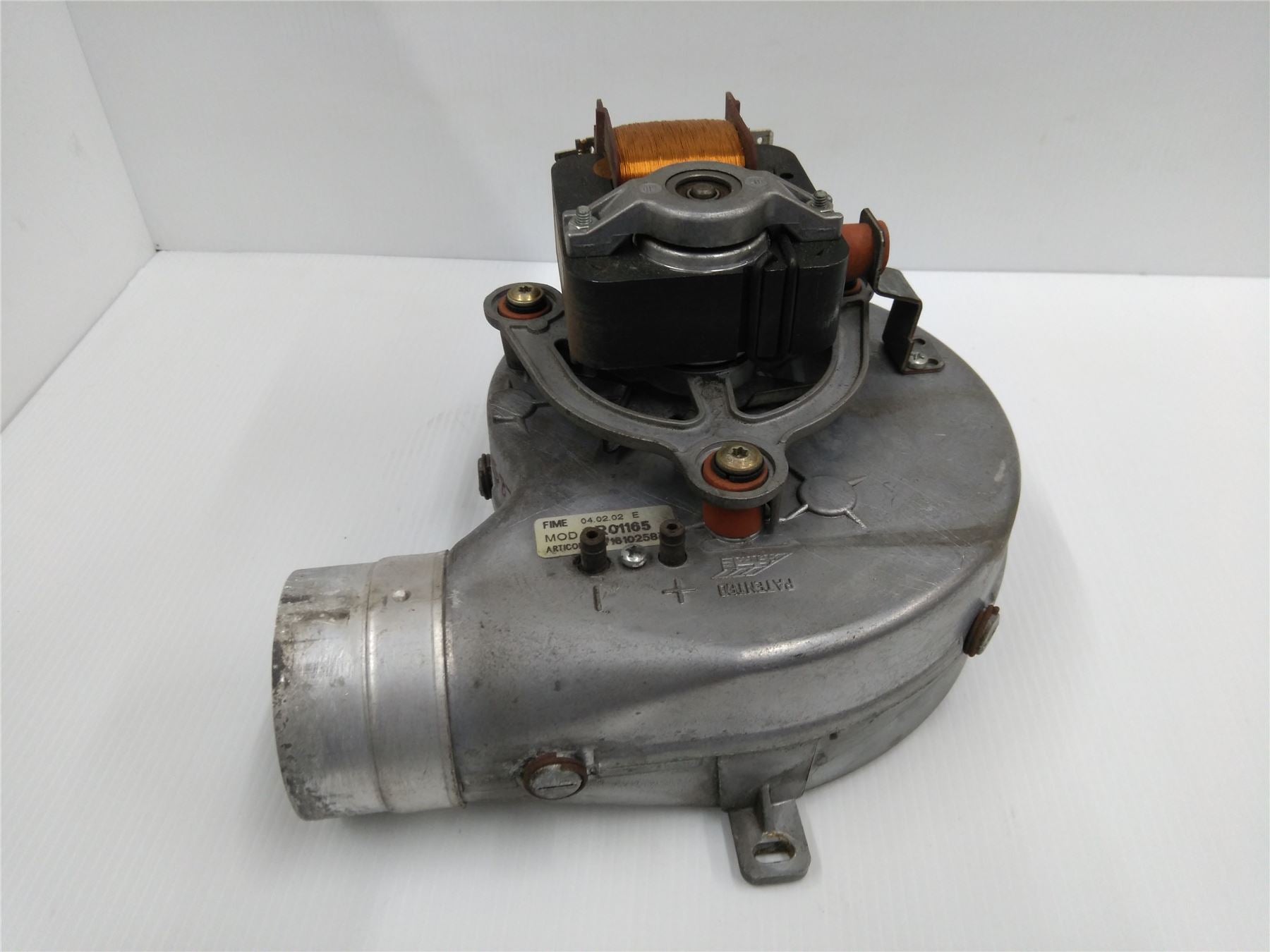 Worcester Bosch GR01165 87161025870 FAN 12m warranty