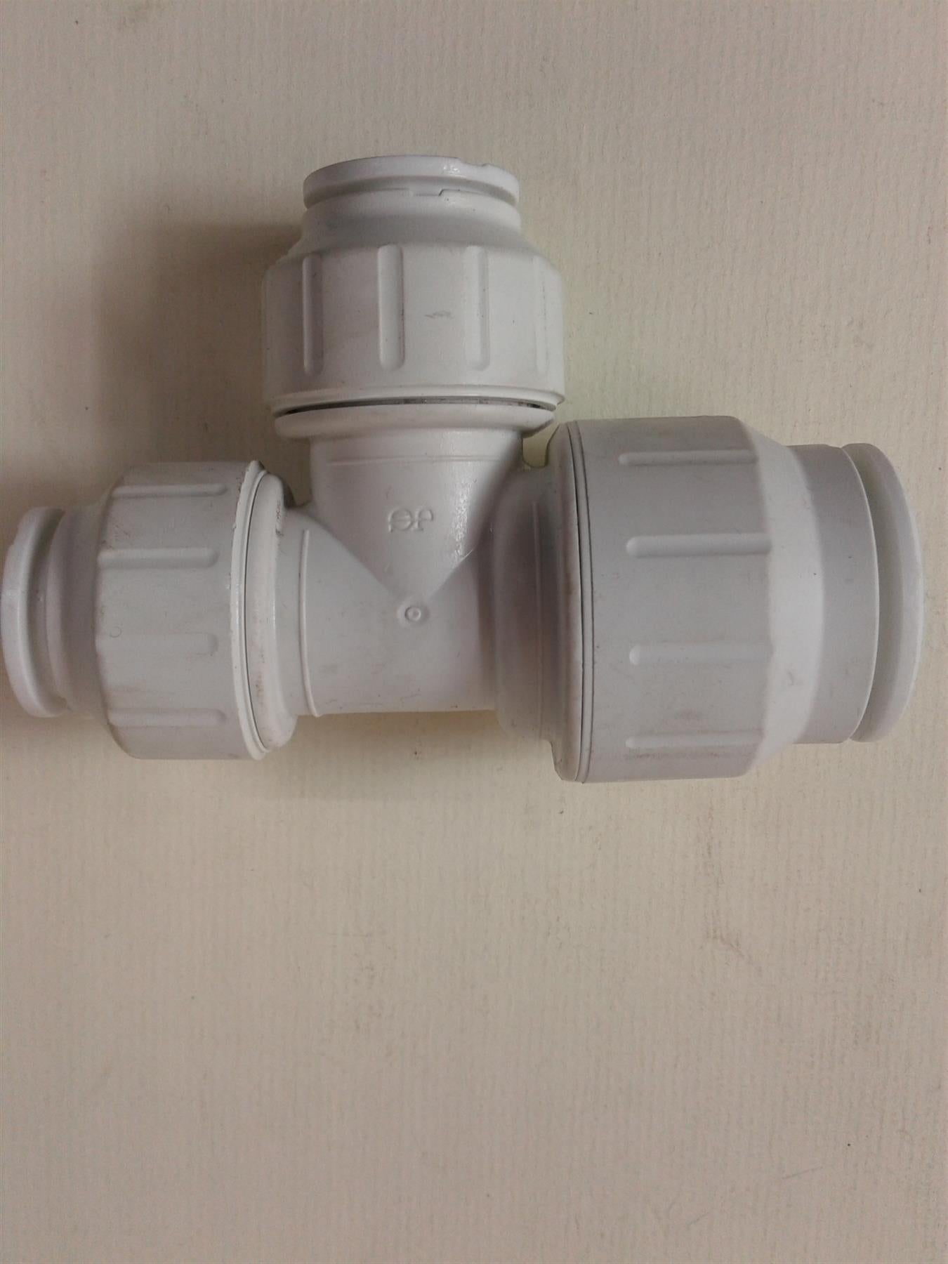 NEW JG SPEEDFIT REDUCING TEE PIPE FITTING 22mmX15mmX15mm PEM3022BW (EACH)