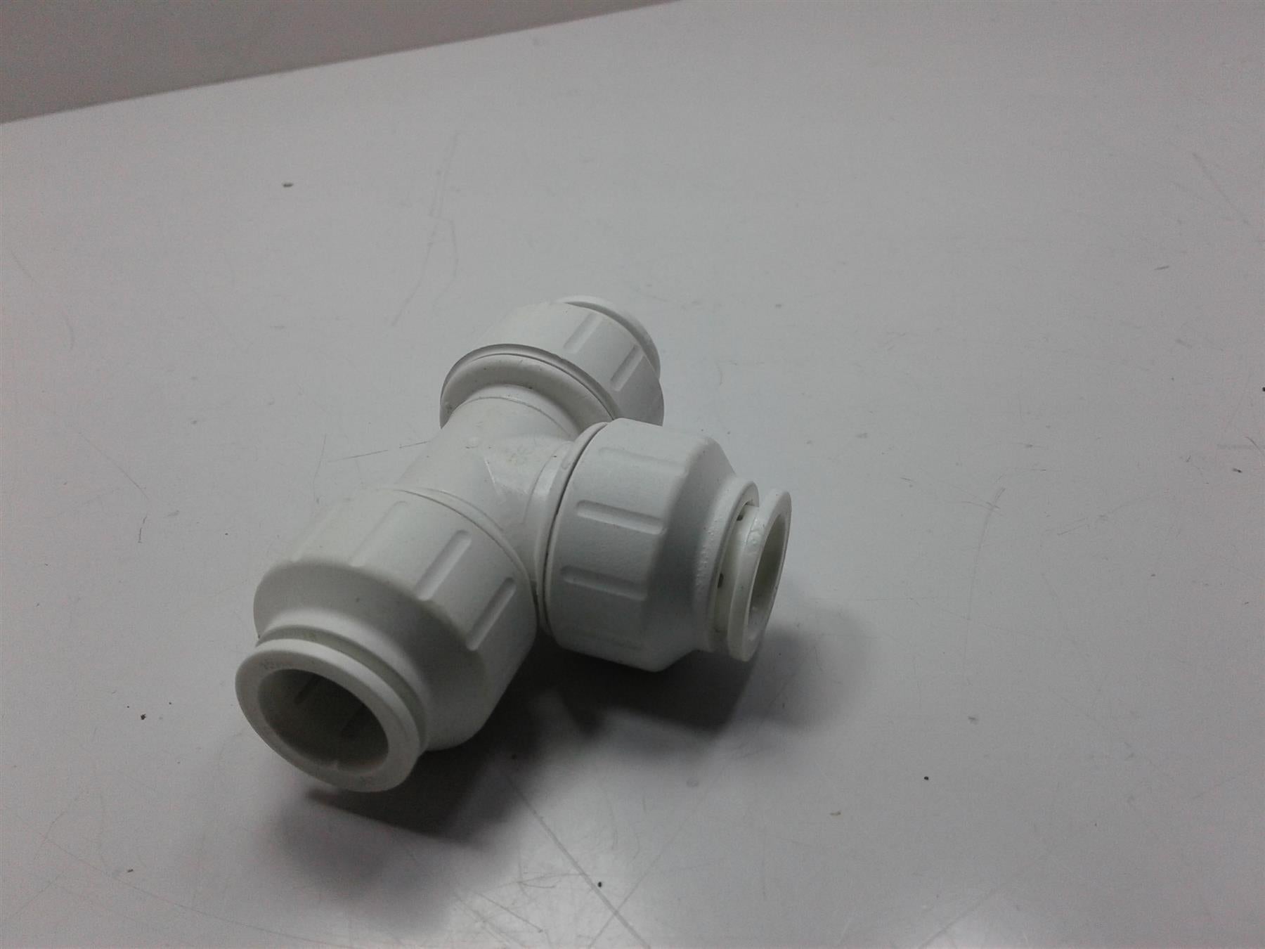John Guest PEM0215W 15 mm Equal Tee