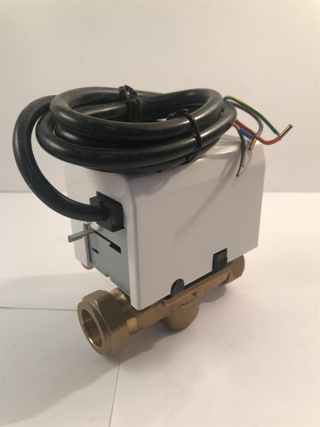 Reliance 2 Port Motorised Zone Valve 22mm  ZONE250205