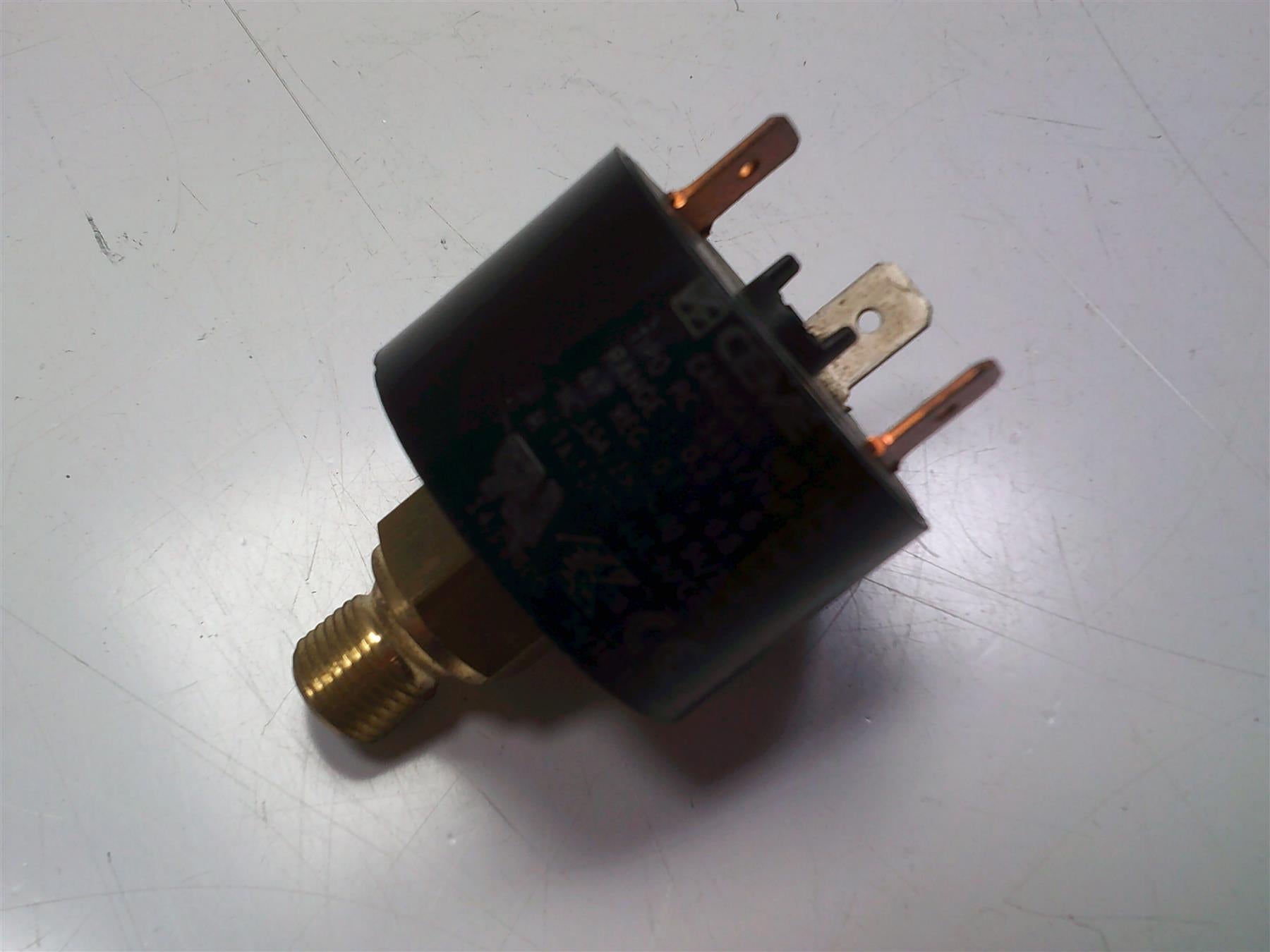 CEME 5411 Pressure Switch 0.2 ÷ 6 bar
