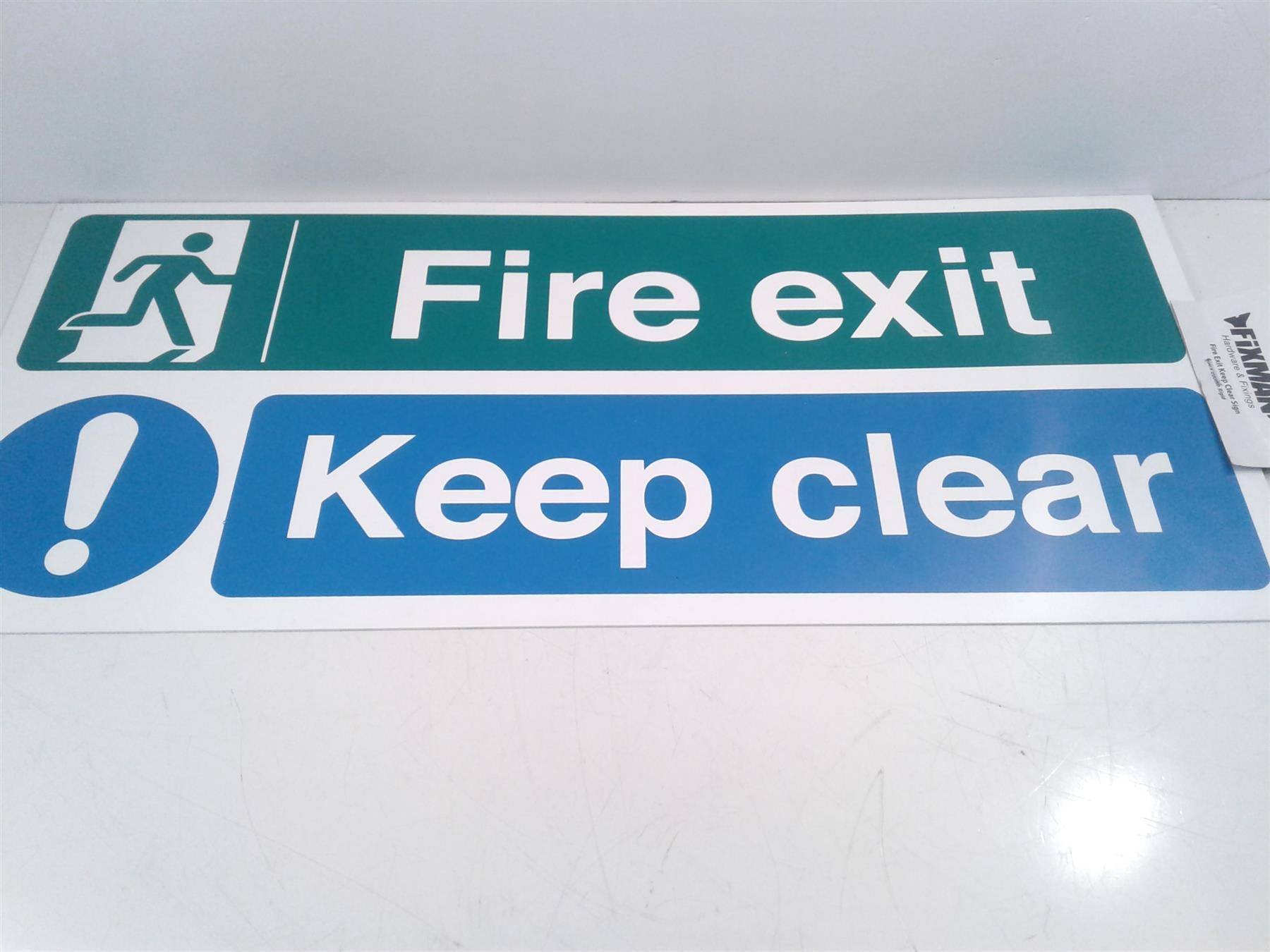 Fixman 968217 Fire Exit Keep Clear Rigid Sign 450 x 200mm Rigid