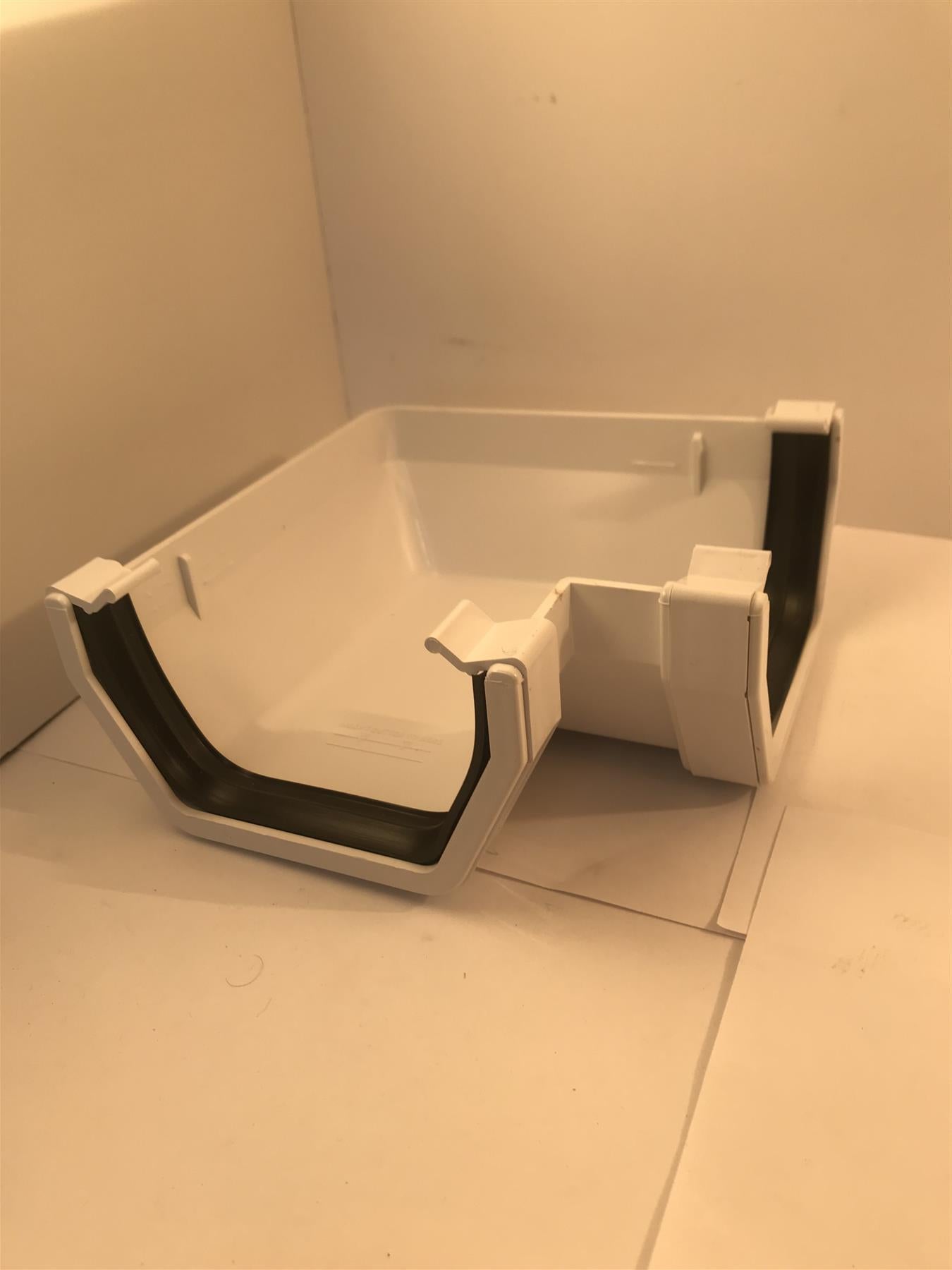 White Square Line Gutter Angle 90 Degrees