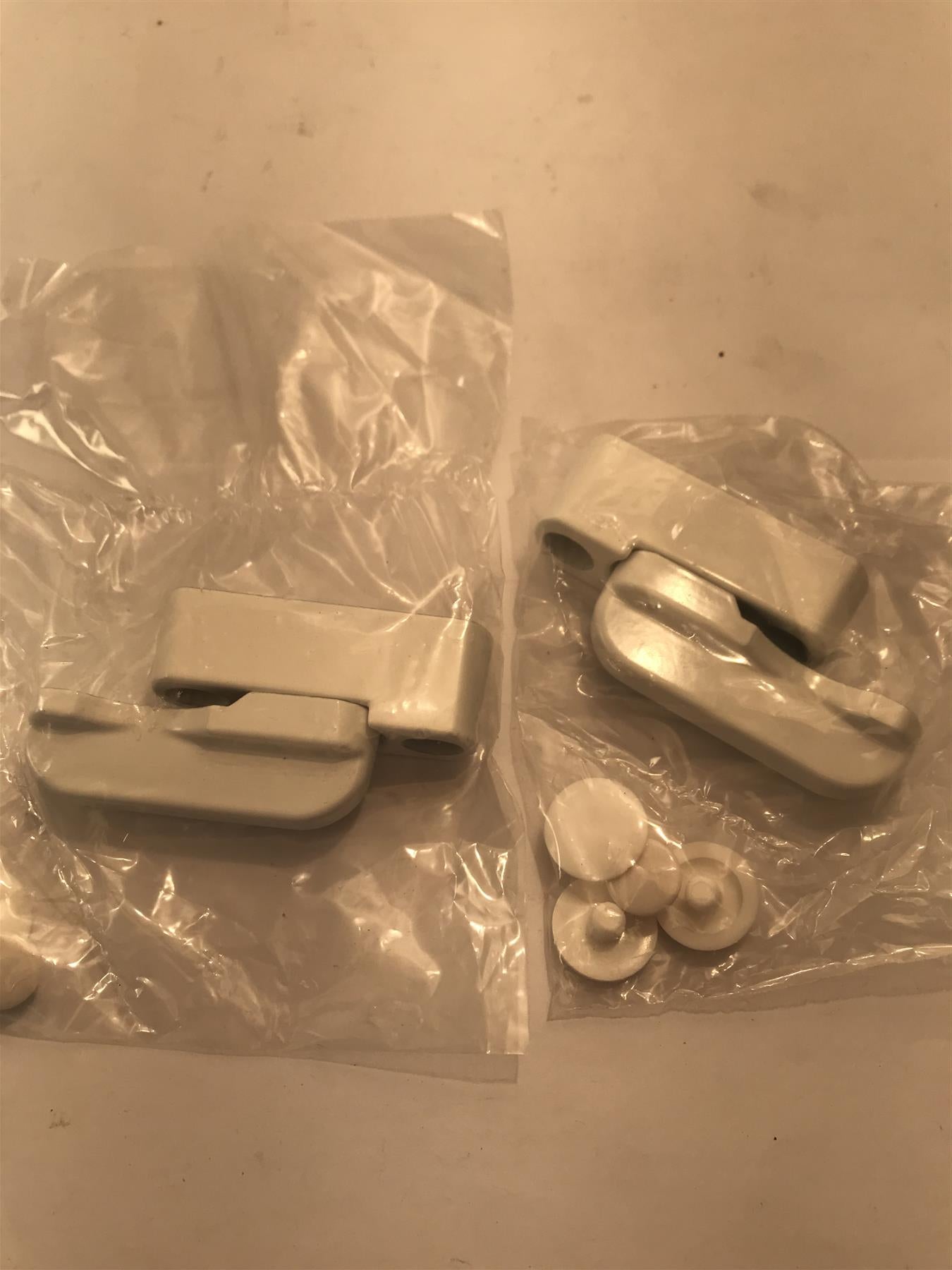 Mila Security Sash Block White 2 Pack  BX0617202