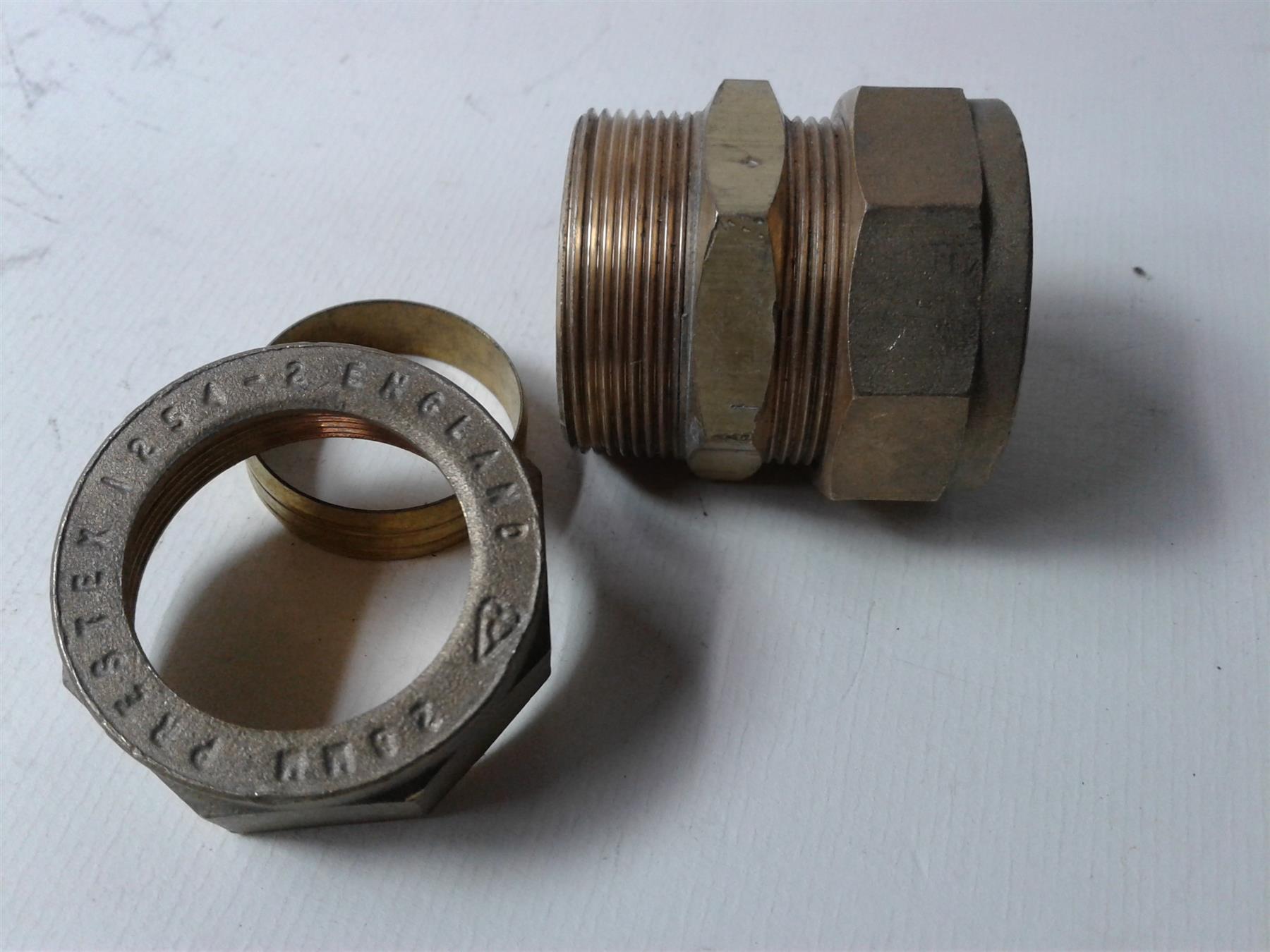 Pegler Prestex 40 Brass Compression 28mm Straight Coupler 709079 (each)