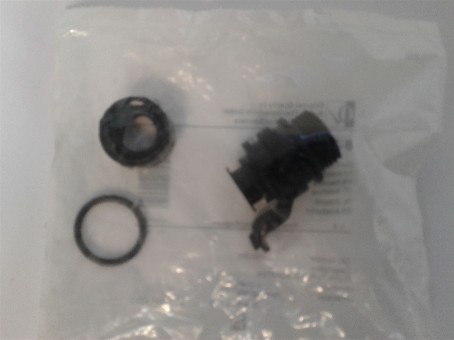 NEW Worcester Flow Sensor Adaptor 87161064330 8716122264