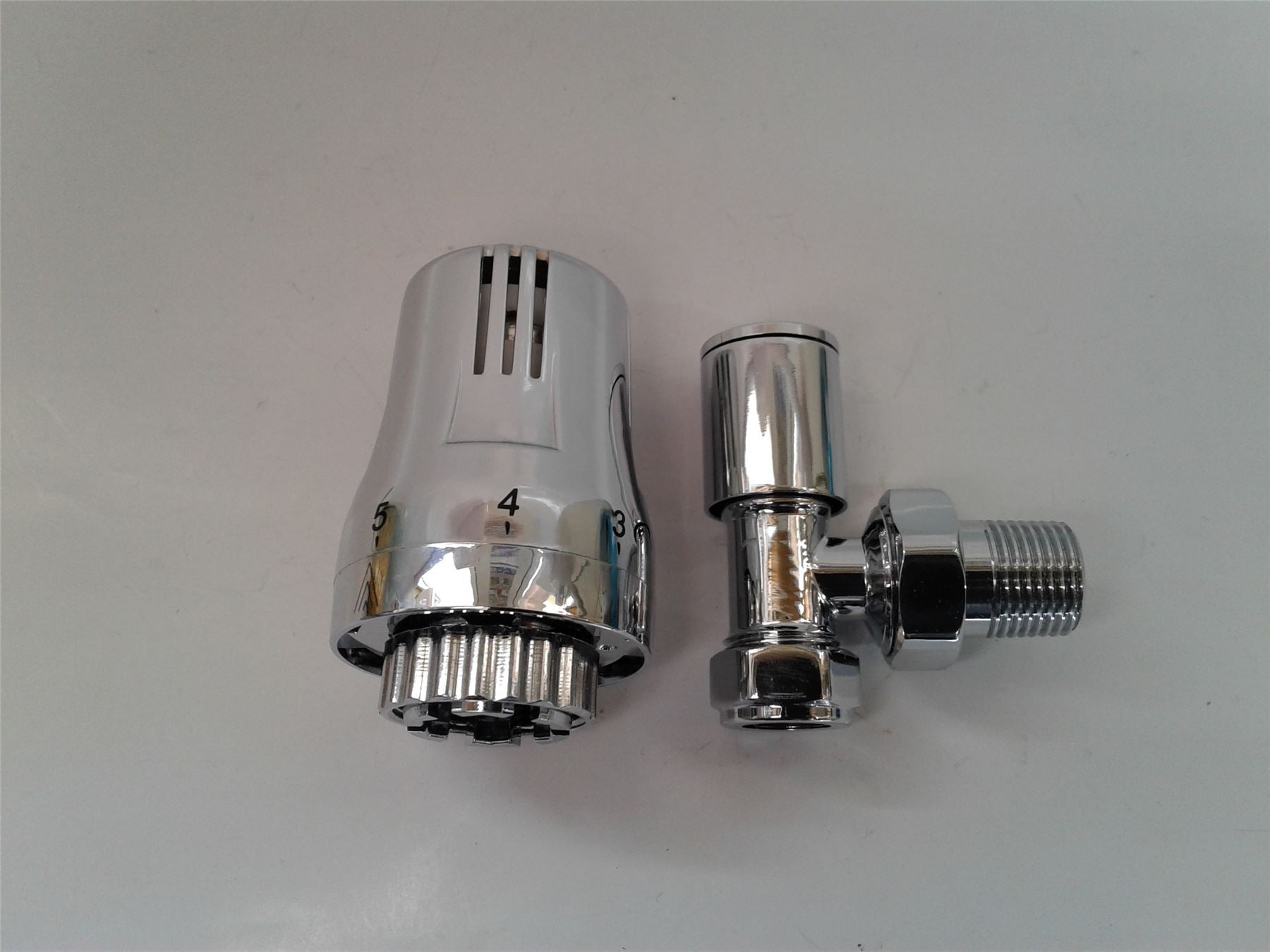 NEW PHOENIX THERMOSTATIC ANGLED VALVE AND PLAIN VALVE CHROME RAV009