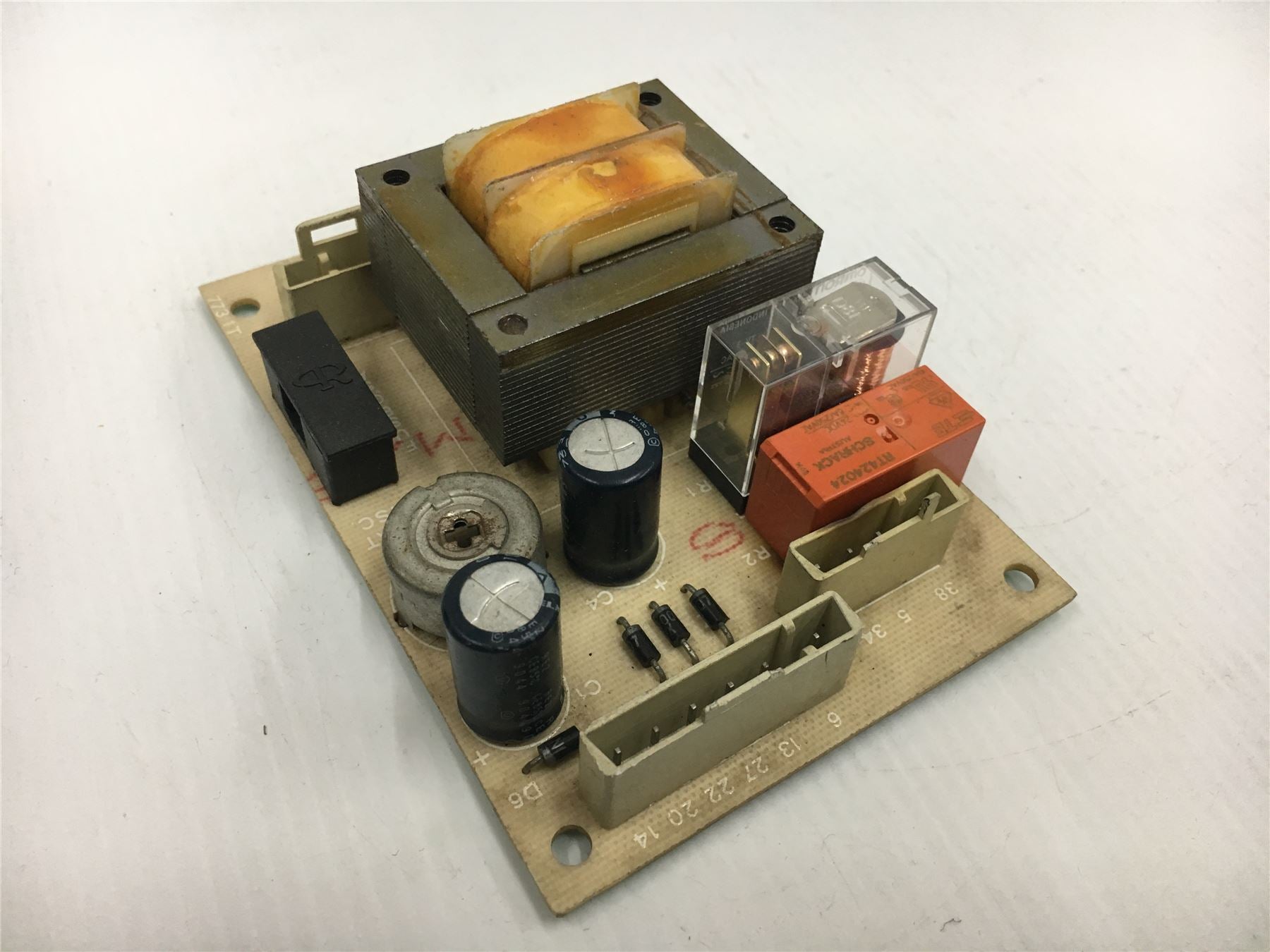 RAVENHEAT 820 / 20T PCB 5021160 0012CIR01005/1 12m warranty