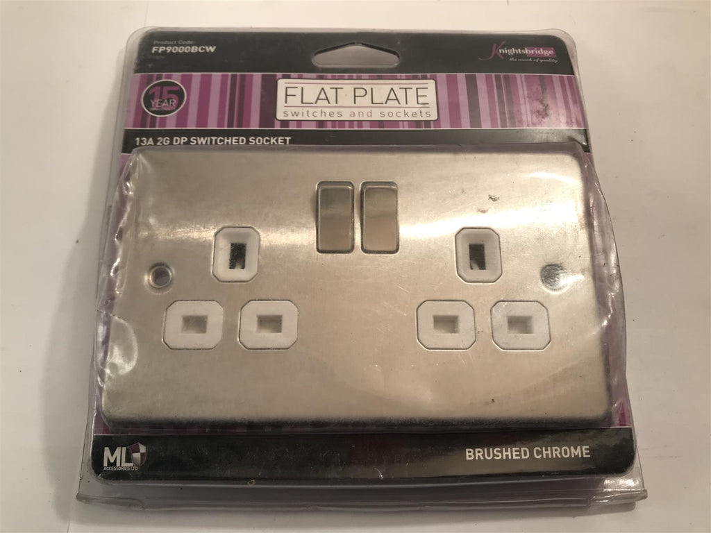 Knightsbridge Chrome 13a 2 Gang Switched Socket White Insert FP9000BCW