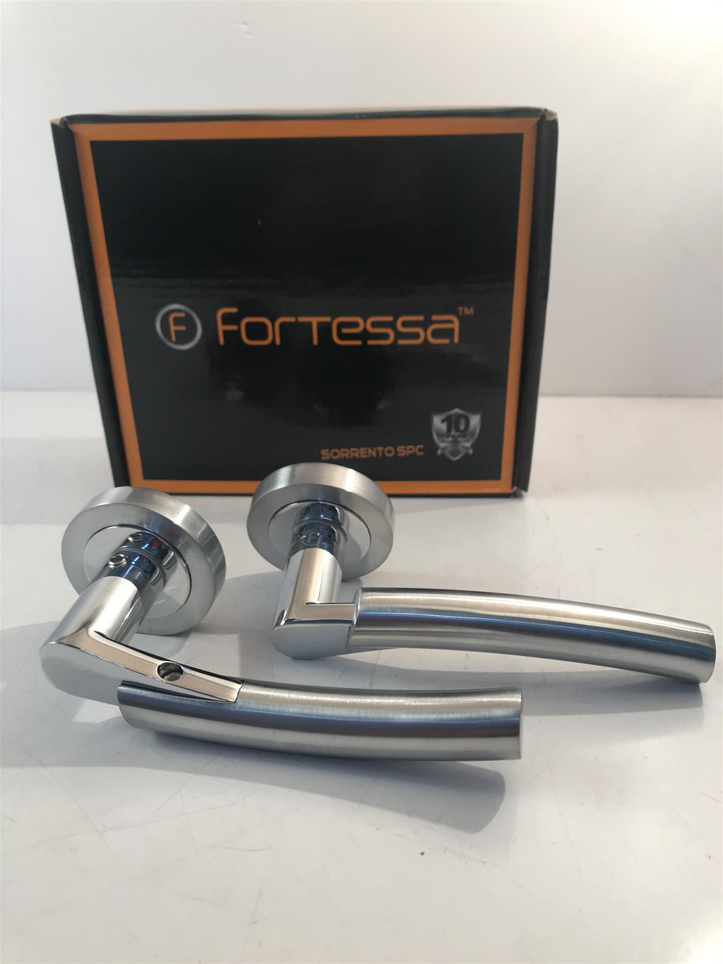 Fortessa FCOSOR-SPC Sorrento Lever Handle on Rose. Satin/Polished Chrome