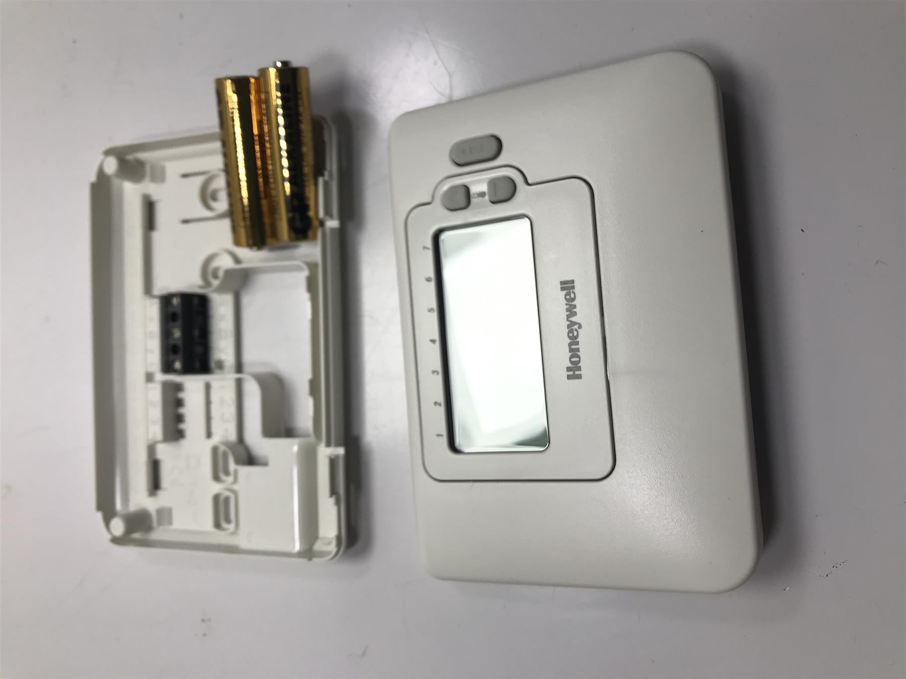 New Honeywell 7 Day Programmable Thermostat CM707