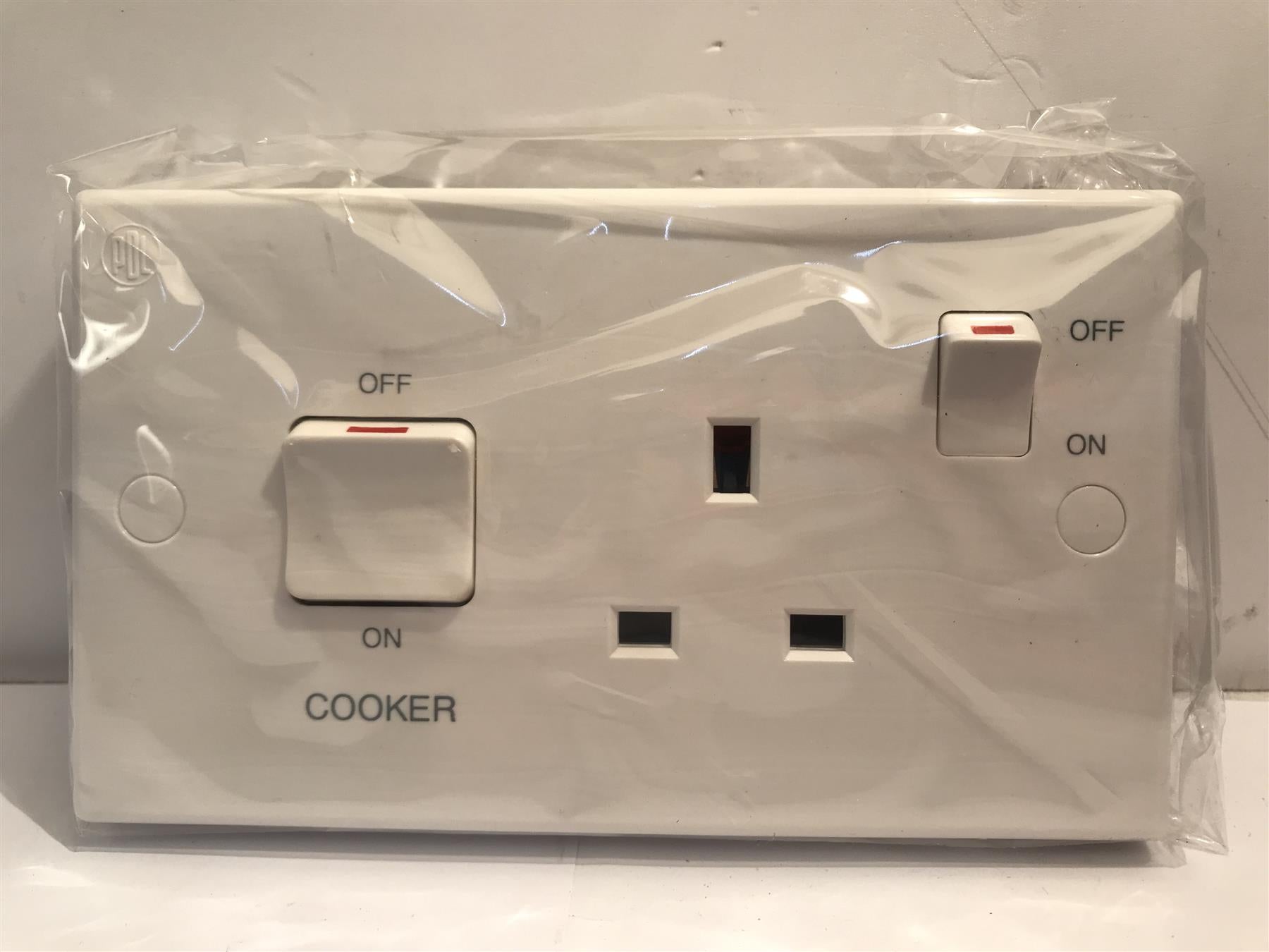45A Double Pole Cooker Switch with 13A Socket Outlet