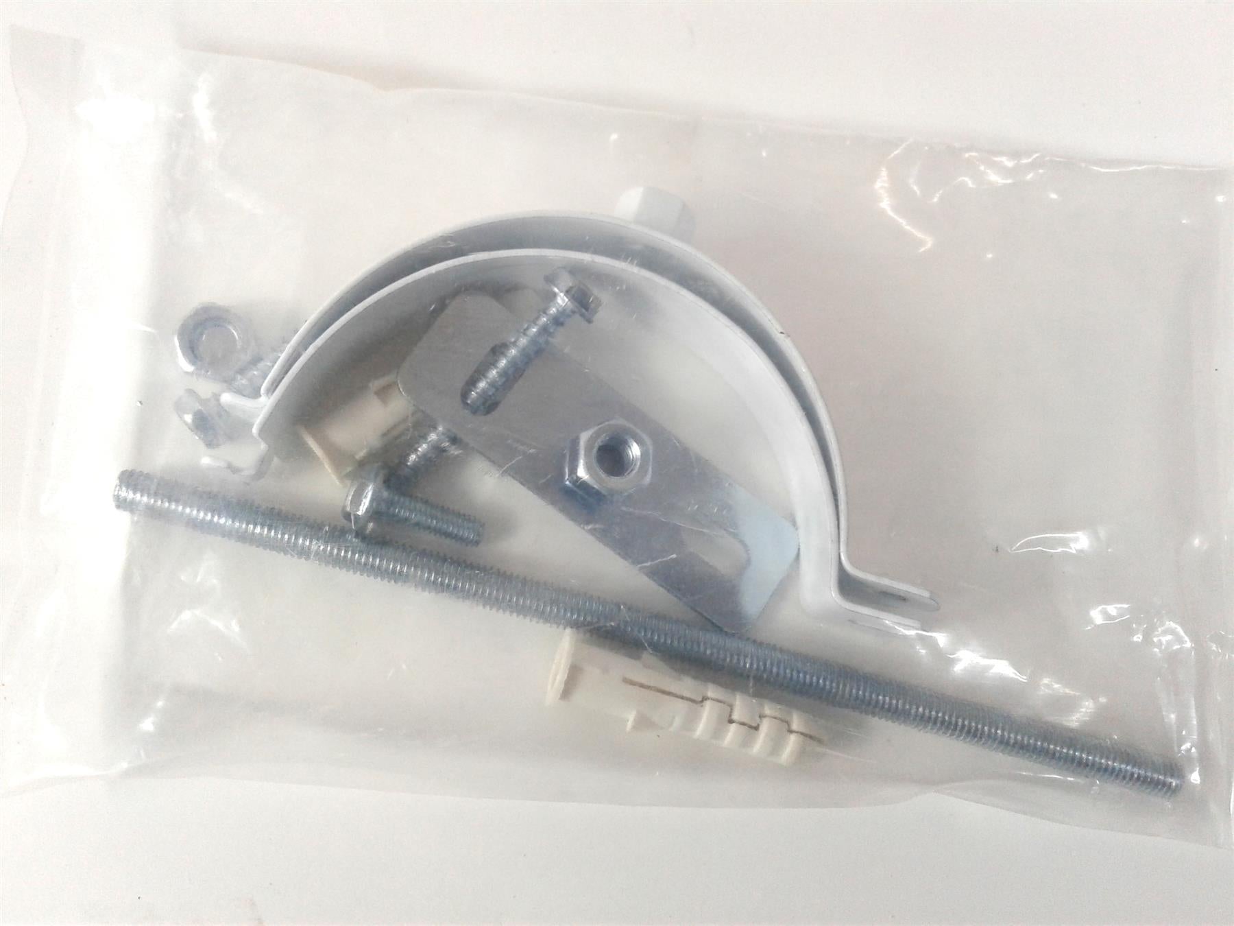 NEW UNIVERSAL FLUE BRACKET KIT 100MM  WHITE WITH  SCREWS