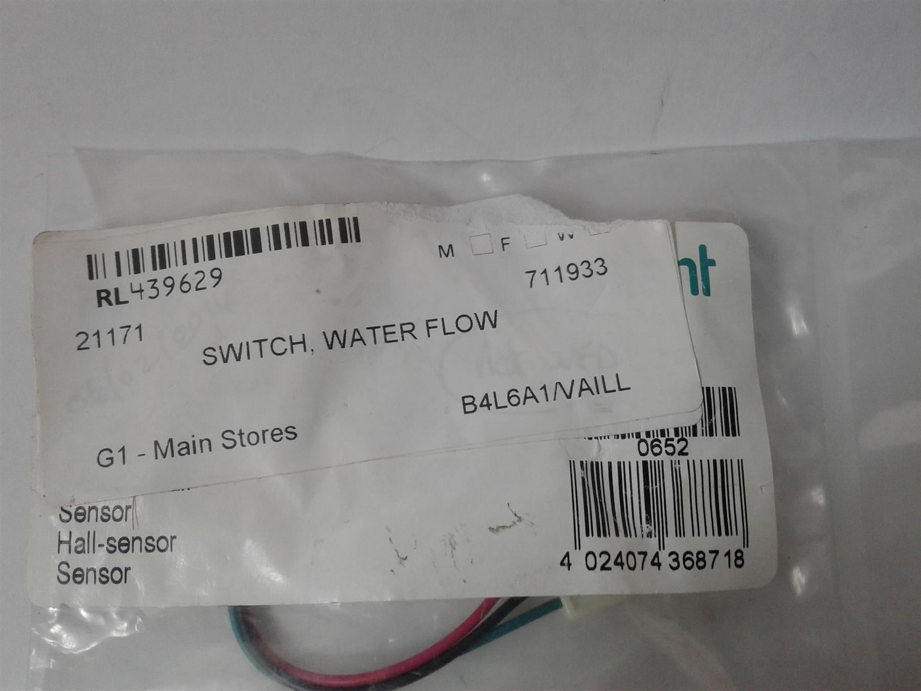 NEW GENUINE VAILLANT TURBOmax PRO PLUS SENSOR 711933