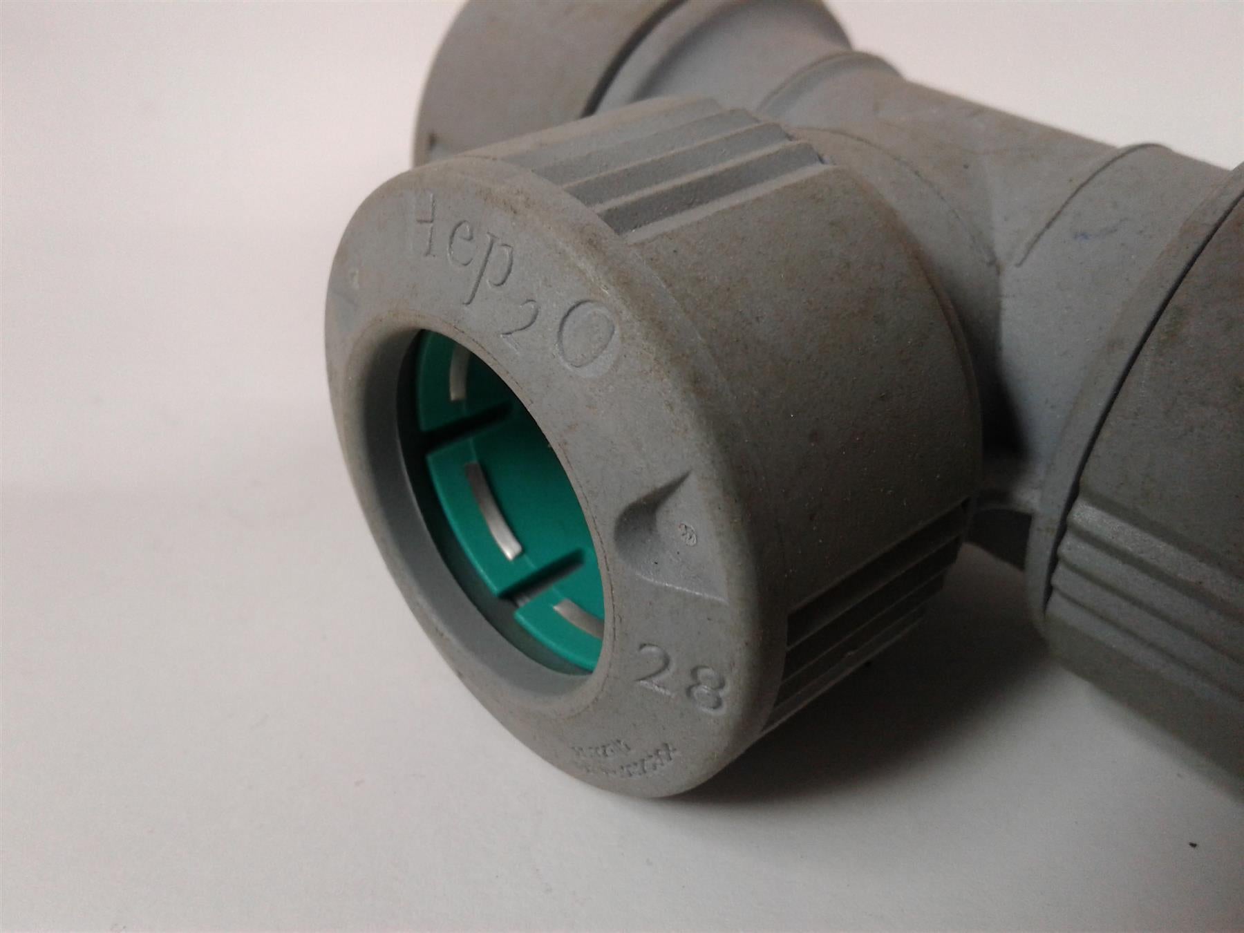 NEW HEPWORTH HEP2O GREY 28MM EQUAL TEE PIPE FITTING HD10/28GY