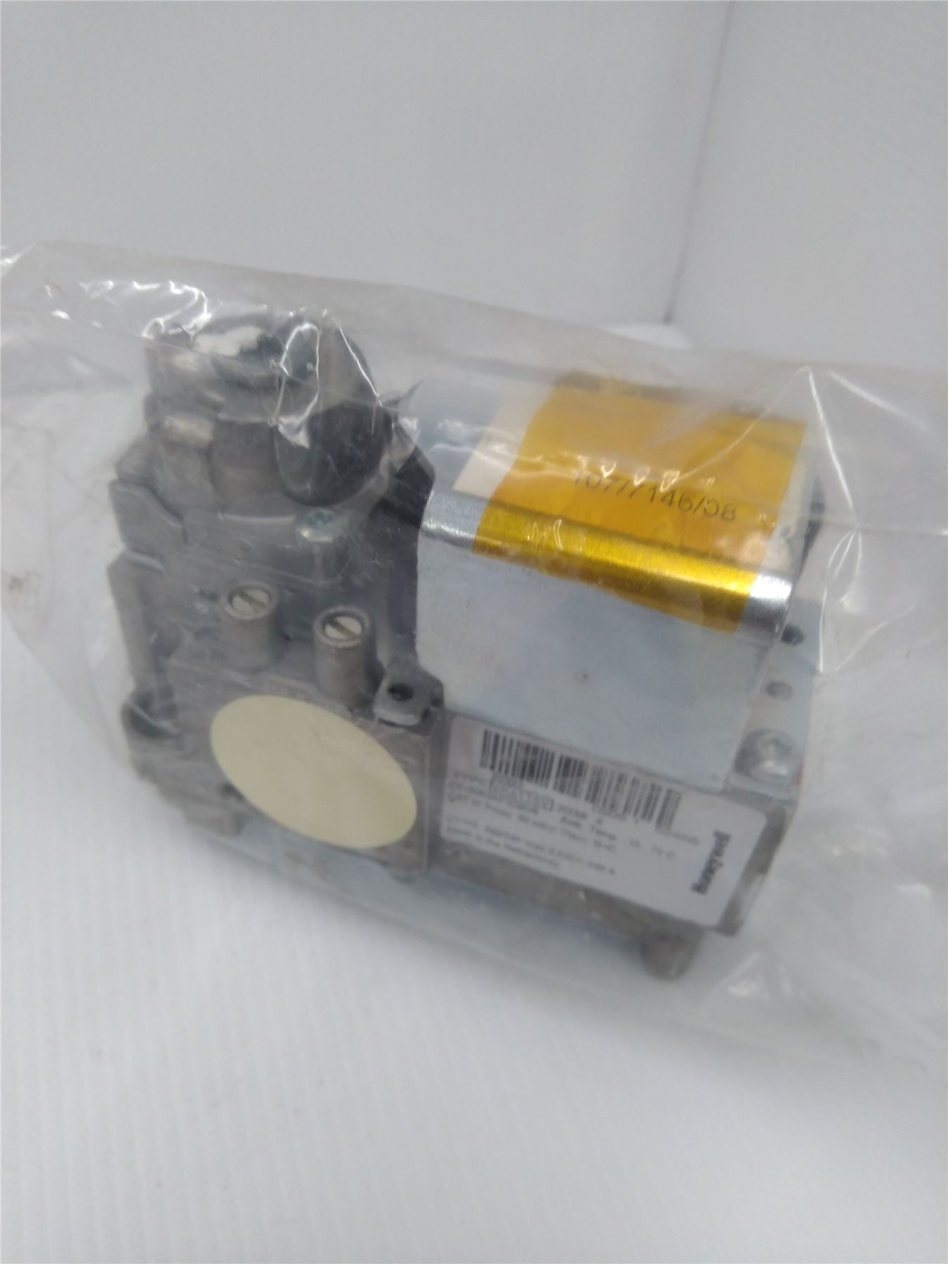 NEW C10C303000 KESTON C36 GAS VALVE VK4115V2038