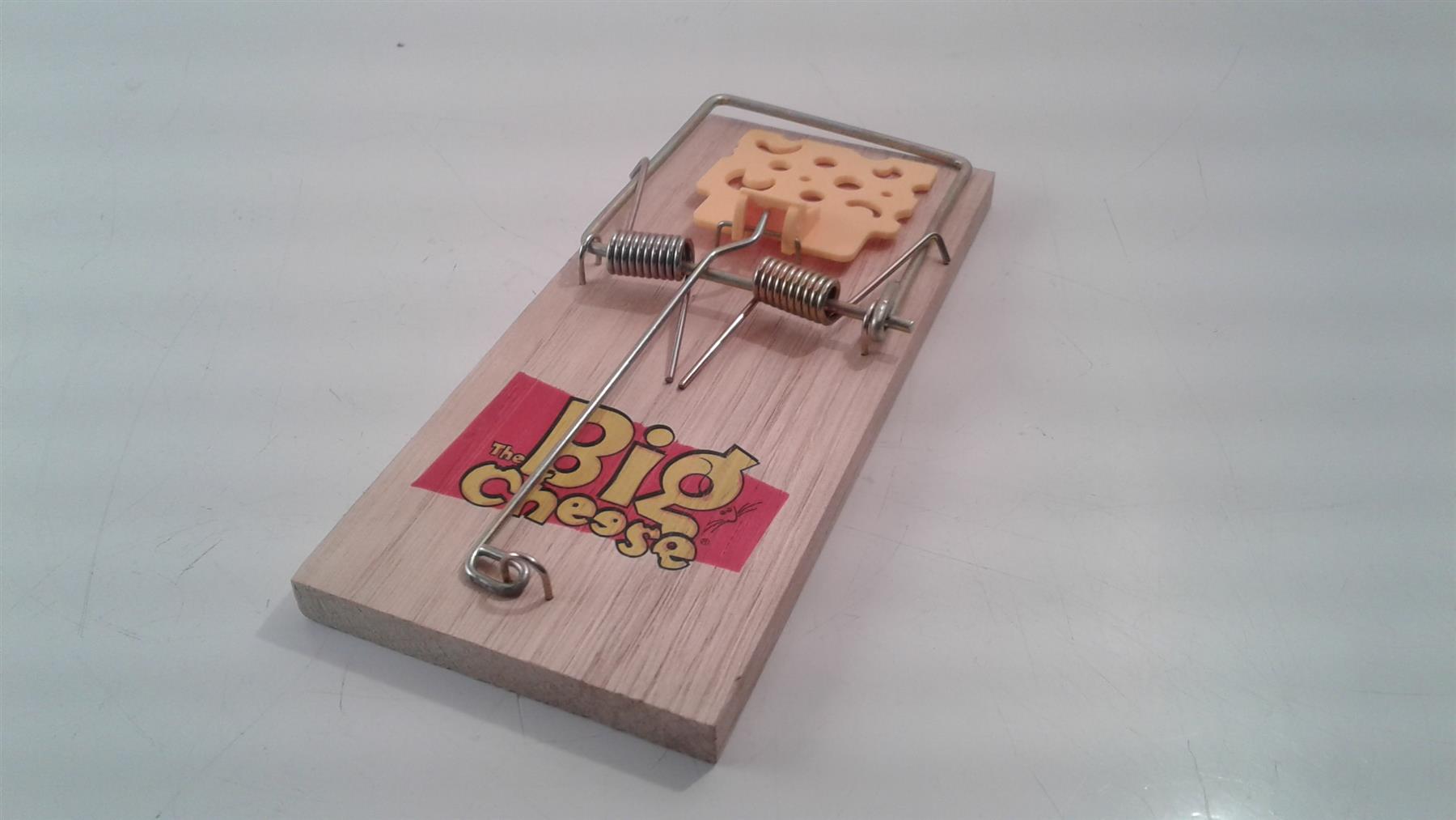 STV Traditional style wooden baited rat trap STV110