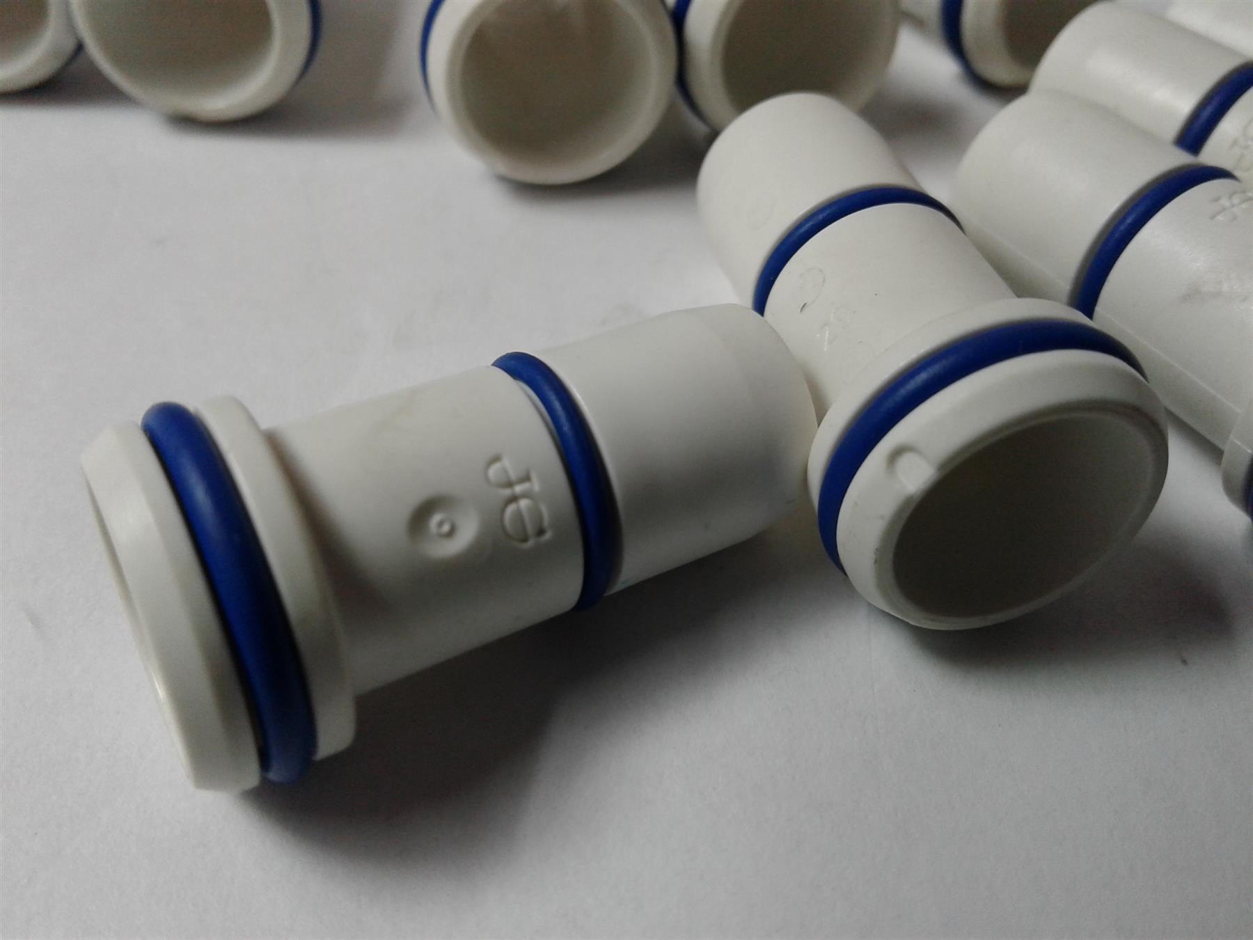 NEW Speedfit 15mm Superseal PLASTIC PIPE TUBE Insert STS15 (10 PACK)