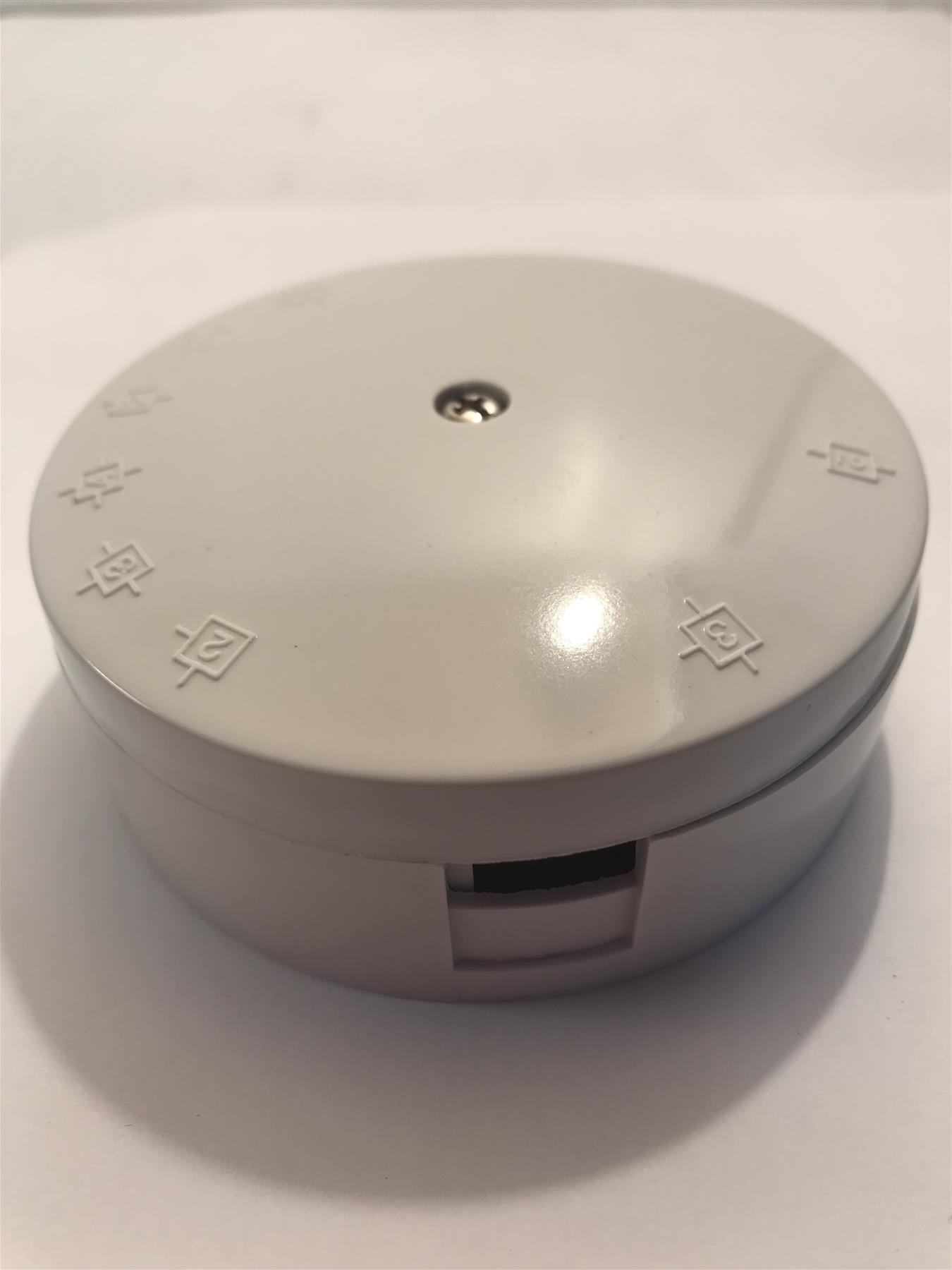 30 amp 3 Terminal White Junction Box  LGK828