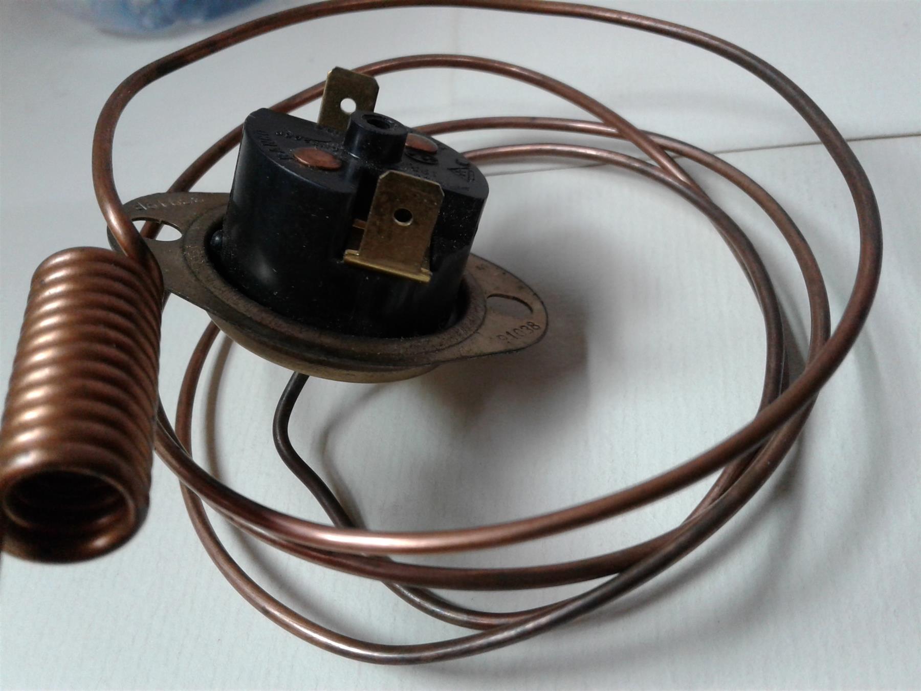 NEW Worcester 87161423320 BOILER Thermostat L05P1038