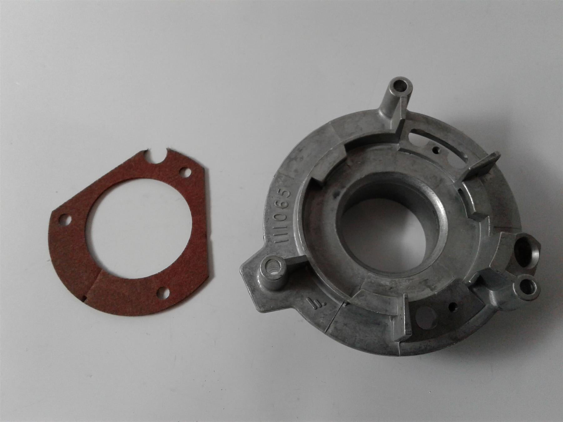 NEW IDEAL 075168 FAN & BURNER MOUNT WITHOUT ELECTRODE AND SCREW