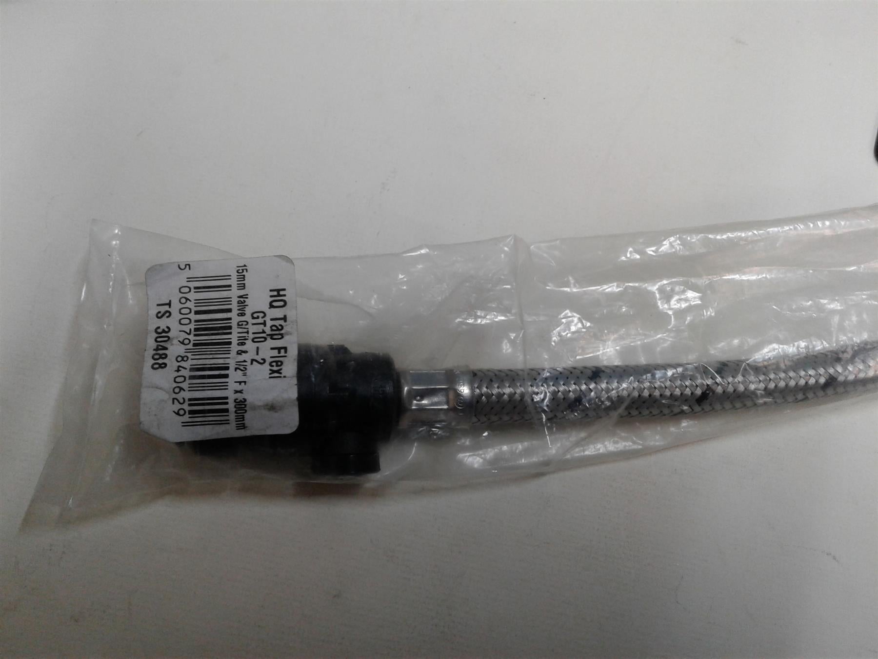 NEW QUALFLEX 15MM FLEXY PIPE VALVE 1/2" 30CM TS 30488 GT10-2