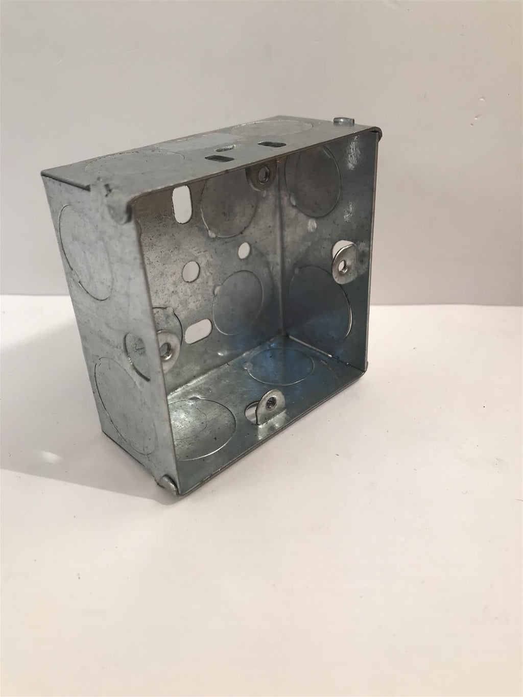 Flush Switch & Socket Metal Back Box 1 Gang 35mm