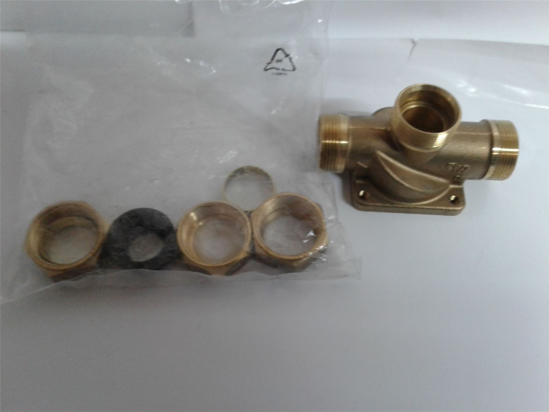 NEW HEATRAE BODY VALVE COMB PP'05 95605030