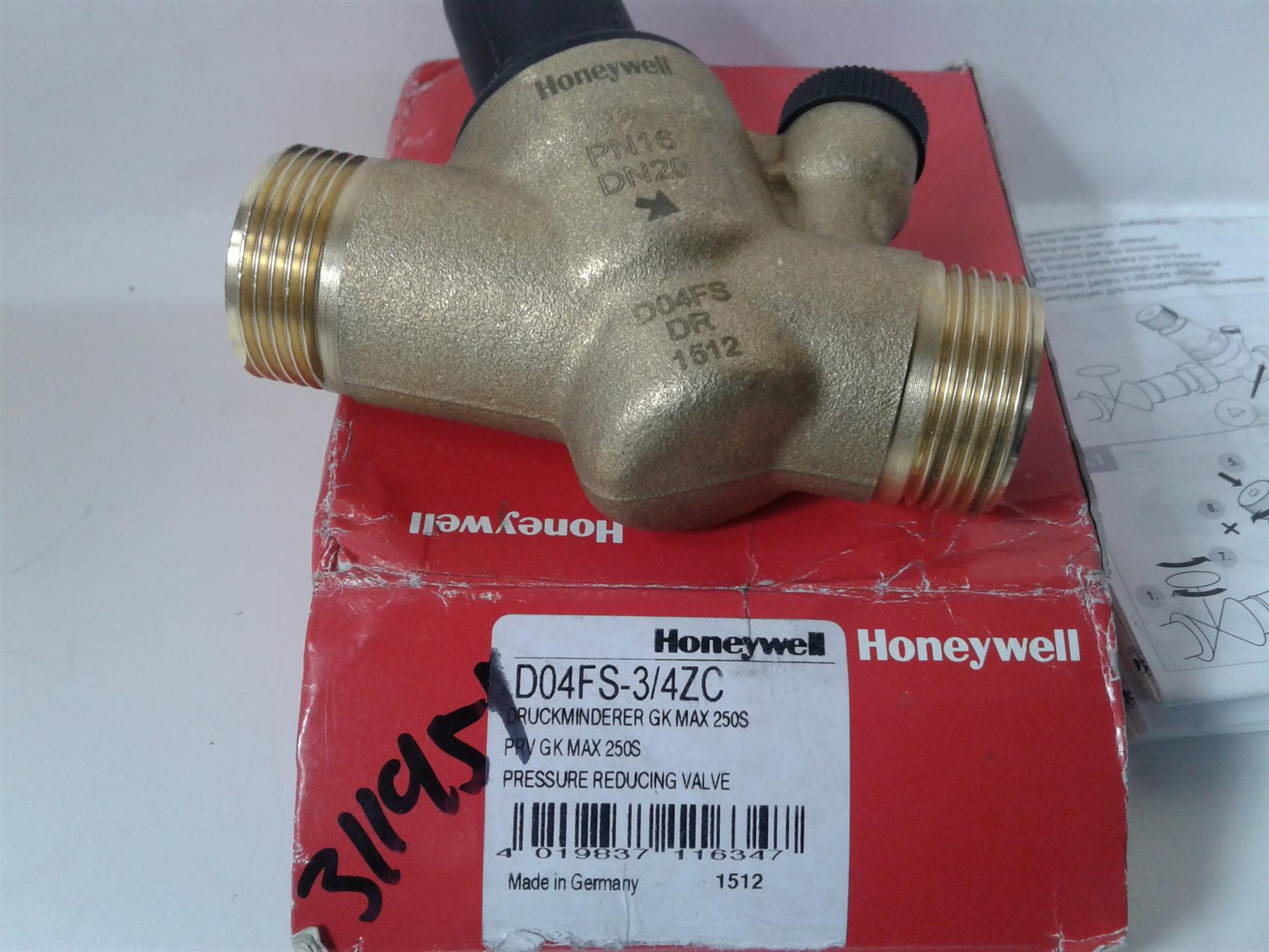 NEW Honeywell D04FM-3/4ZC Compact Adjustable Pressure Reducing Valve