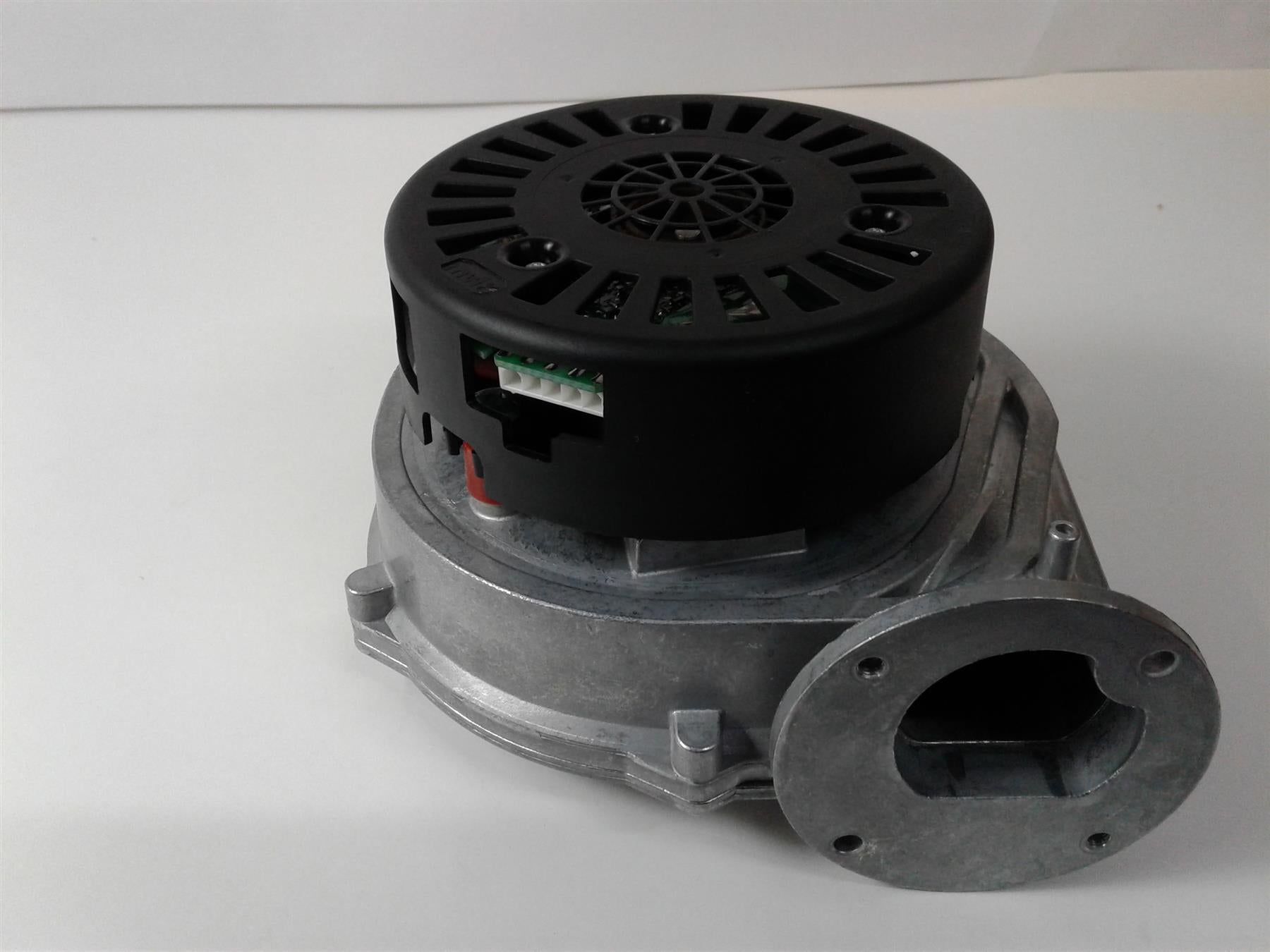 NEW VAILLANT 0020035220 FAN