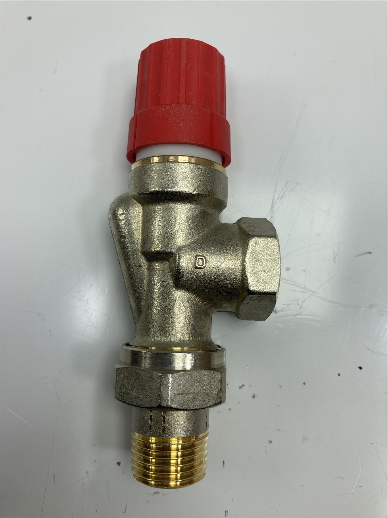 Danfoss RA-N15 1/2" Angled Valve 013G0153