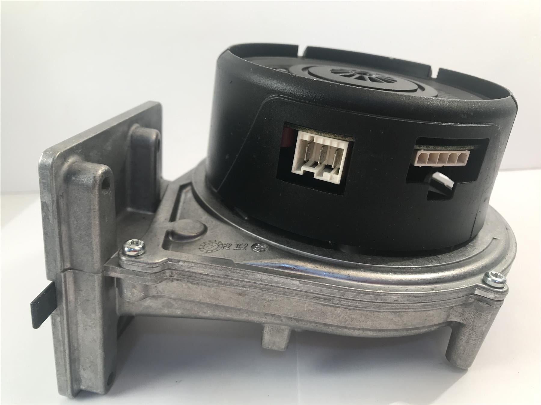 VAILLANT ECOTEC PLUS 837 937 637 FAN KIT AFTER 2012