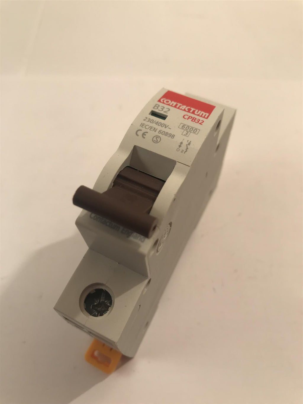 Contactum CPB32 B32 32A 230-400V Circuit Breaker Brown Lever