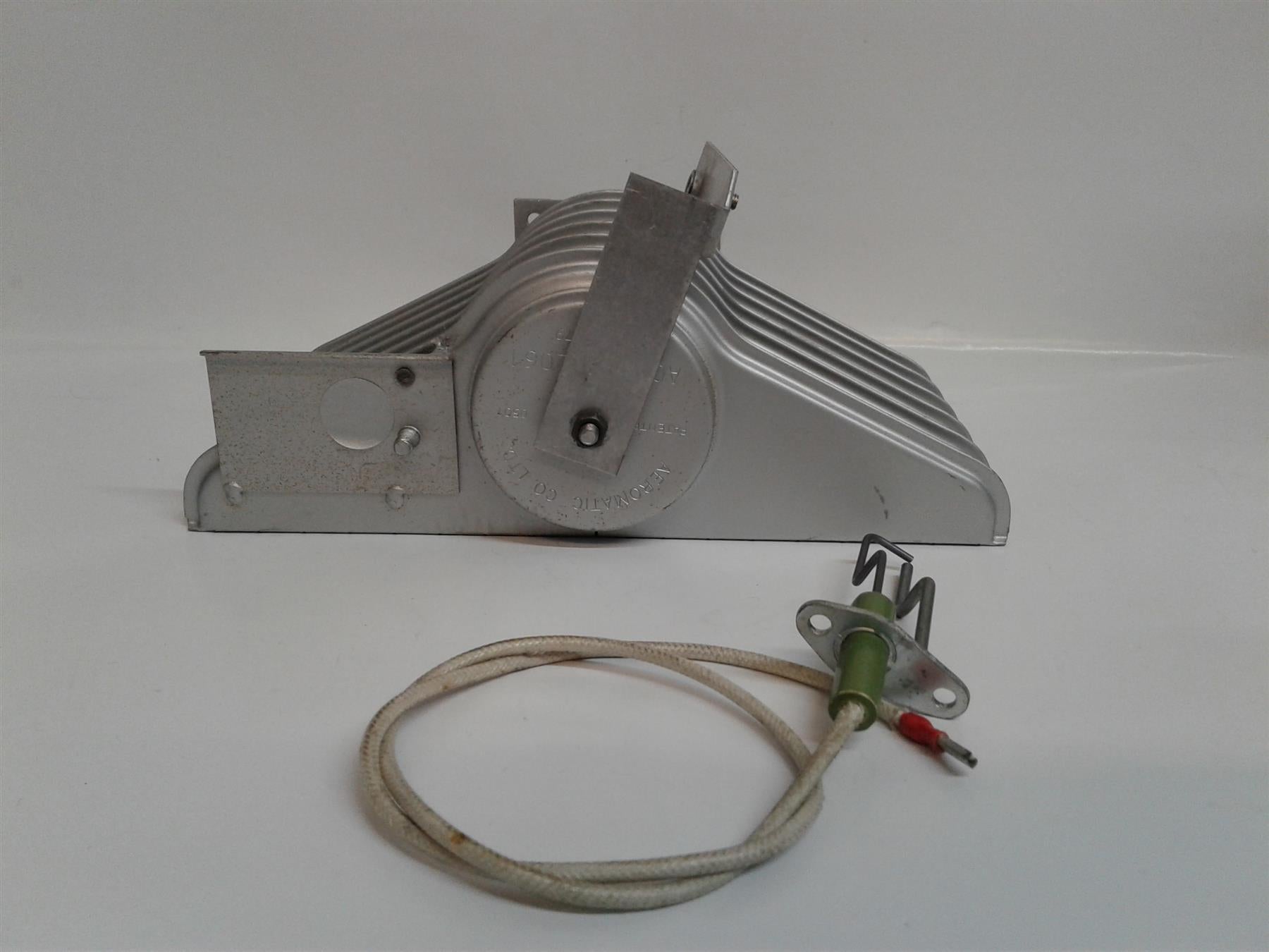 NEW GLOWWORM ULTIMATE 30 40 50 FF BURNER S205610 WITH ELECTRODE