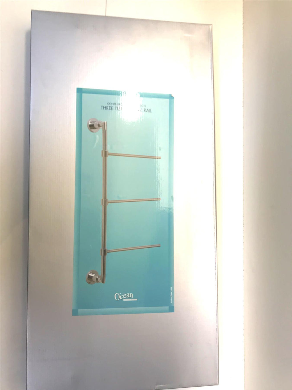 OCEAN CHROME WALL MOUNTED THREE TIER VERTICAL RAIL