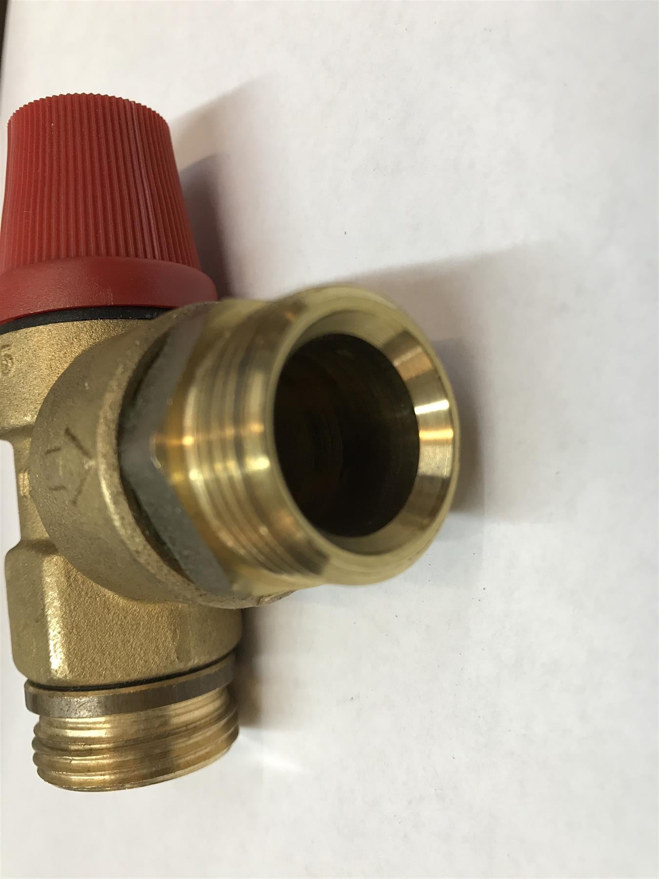 NEW WORCESTER 8736500015 SAFETY VALVE FOR HEATING