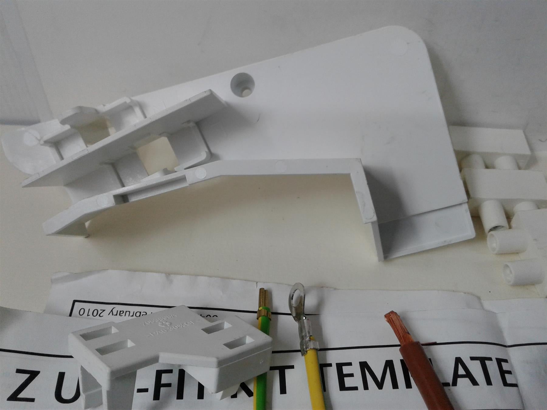 NEW TRITON UNI FIT KIT T70Z & T80Z SHOWER ELECTRIC - SPZUKIT