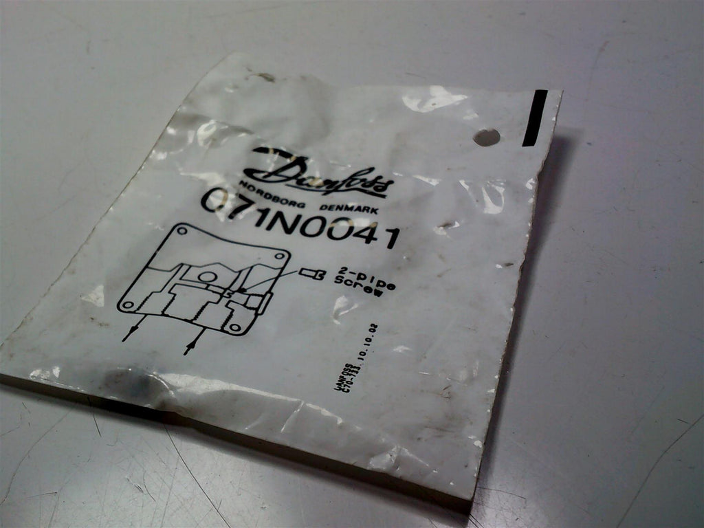 Danfoss 2 Pipe Screw ( 071N0041 Service kit)