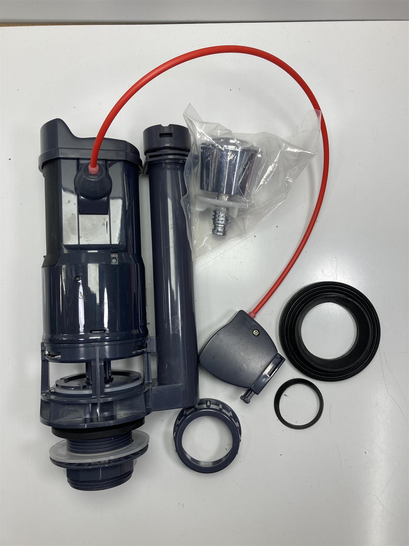 Macdee DVA0100 Kayla Valve 1.5" To 2" Cable Operated Dual Flush Outlet Valve