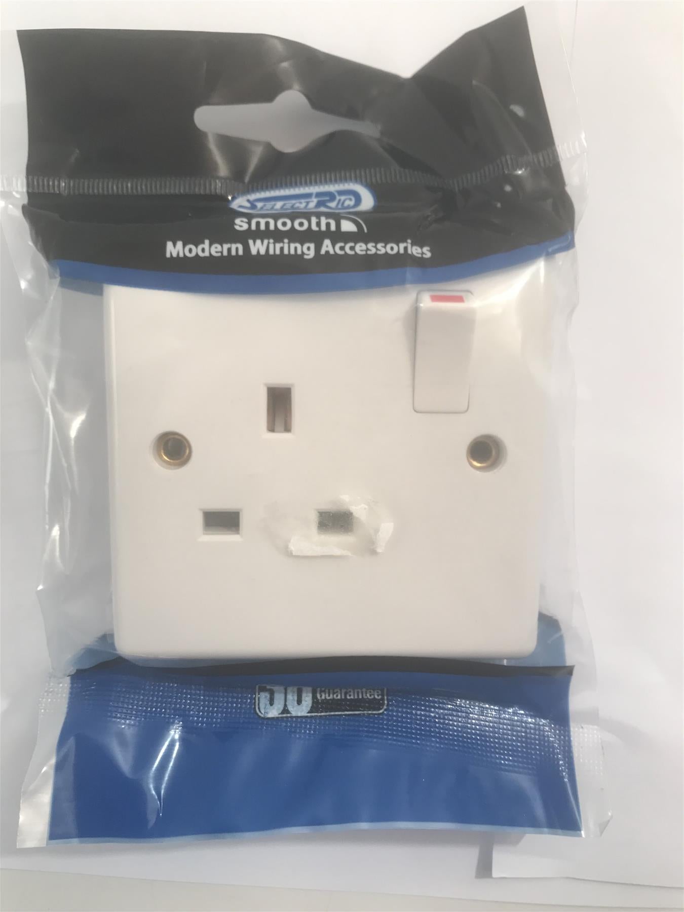 13 amp Socket Outlet 1 Gang switched SP   SSL521