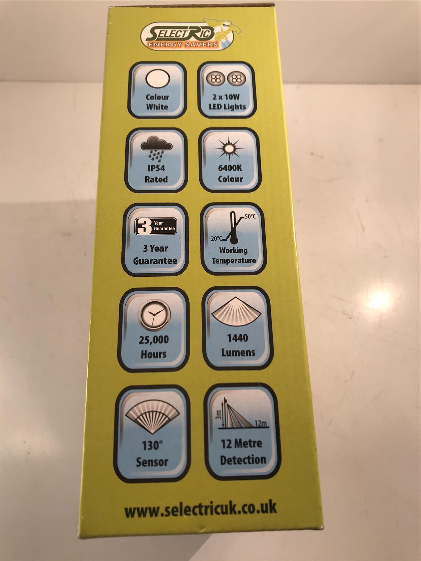Selectric SES-10 IP54 2 x 10W Twin LED Floodlight with motion sensor White