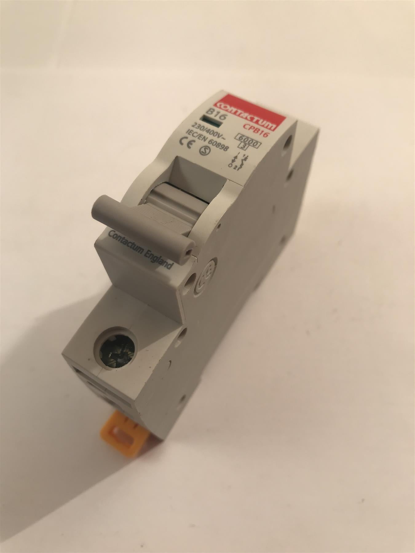 Contactum CPB16  B16 16A 230-400V Circuit Breaker Grey Lever