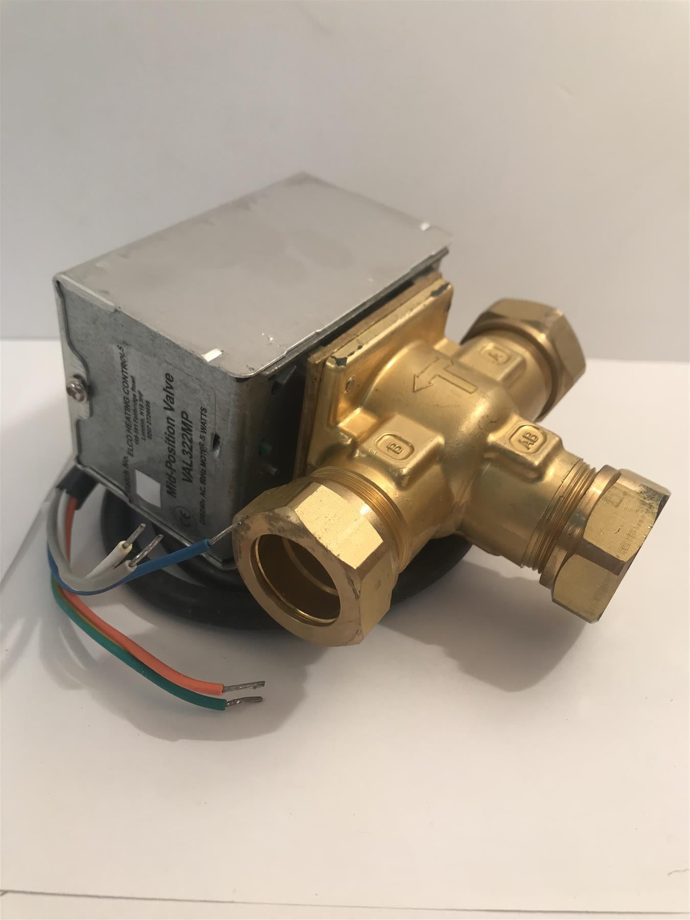 22mm Contract Mid-Position Valve 3 Port  VAL322MP/VM422
